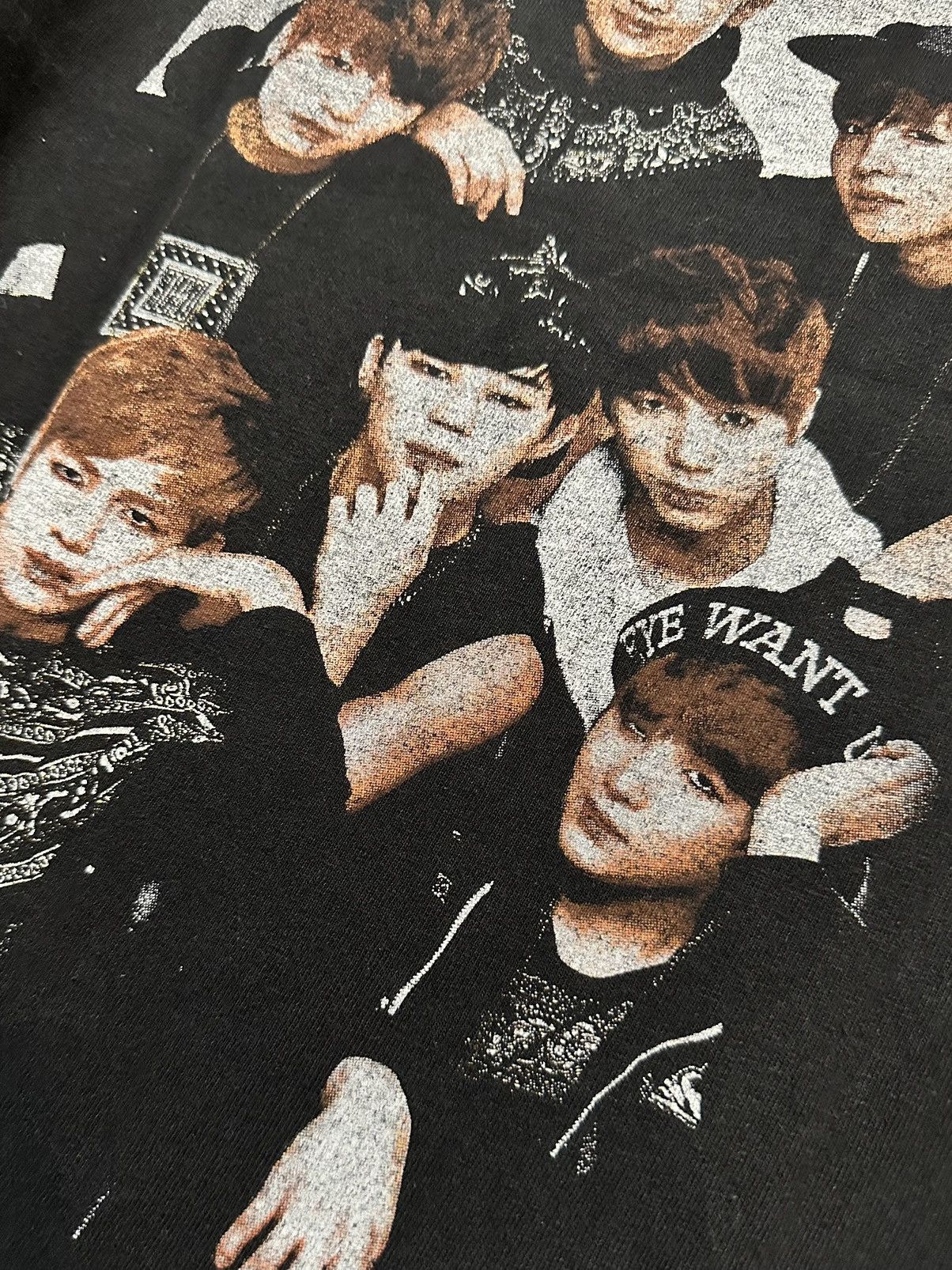 Alstyle BTS Tour shirt Size US S / EU 44-46 / 1 - 9 Thumbnail
