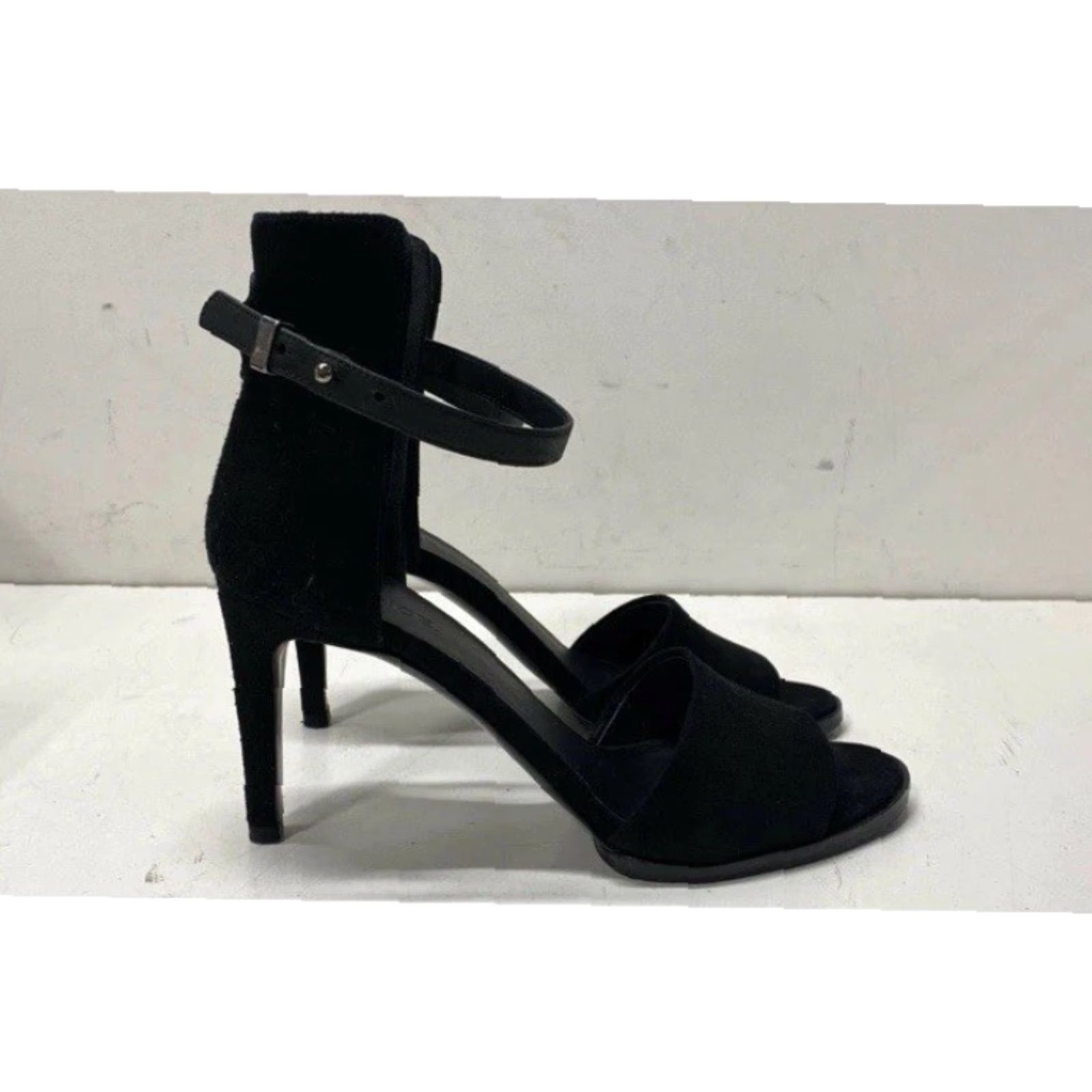 Vince Vince Heels Women Strappy Open Toe Open Toe Buckle Adjustable Strap Suede Leather Lining Black 36 EU 6 US 3.5 UK -- Size US 6 / IT 36 - 3 Thumbnail