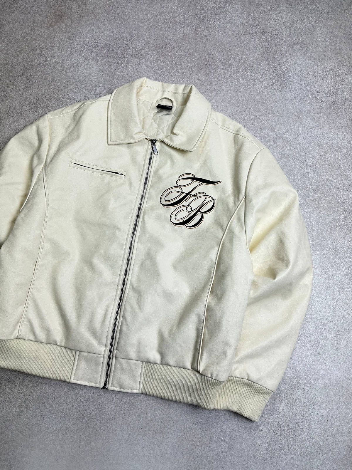 Fubu Vintage Fubu JNCO Style White Leather Bomber Jacket M Size US M / EU 48-50 / 2 - 2 Thumbnail