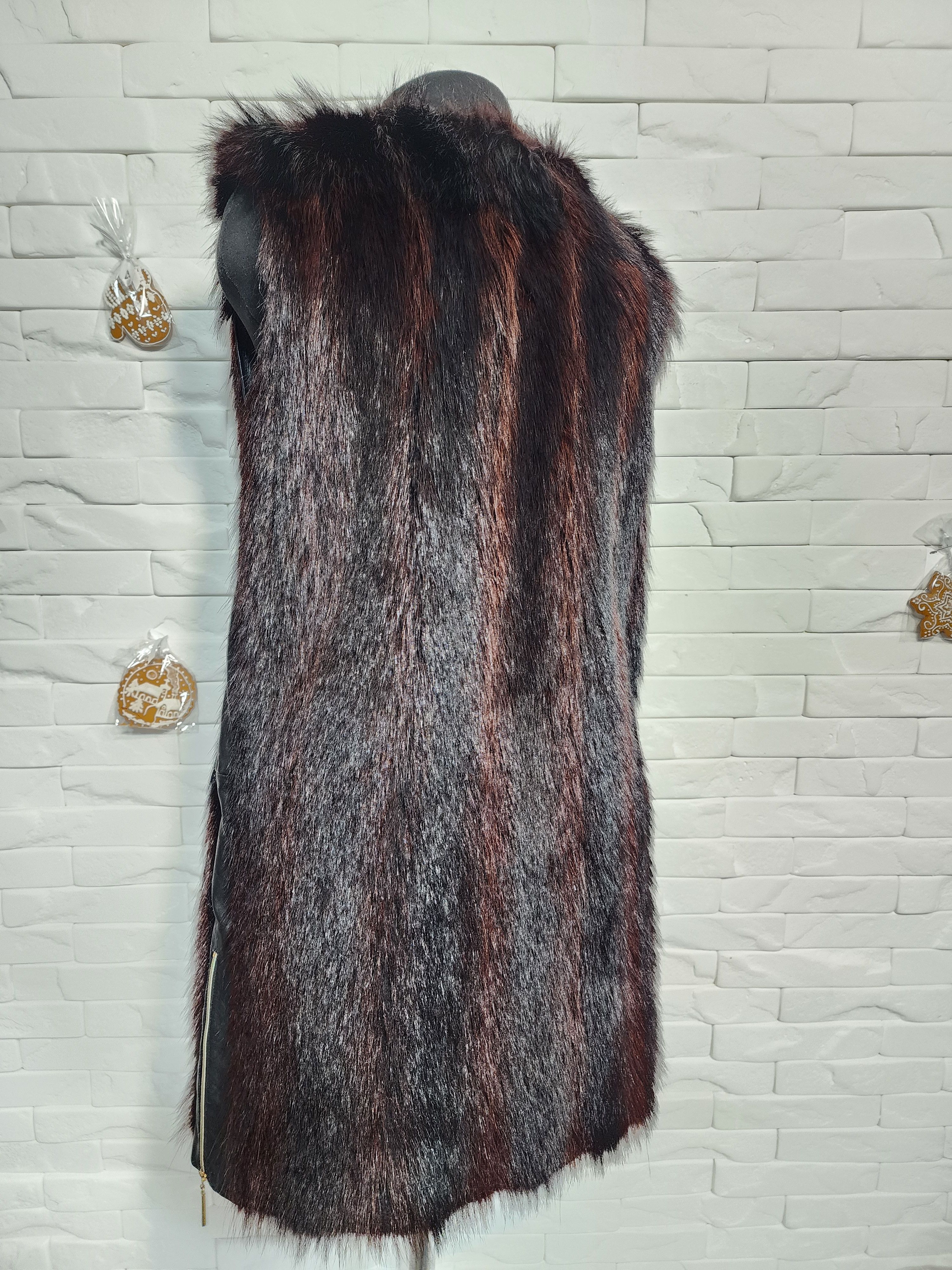 Furla Fur Vest: Brown Leather Trim, Metal Zipper Size XL / US 12-14 / IT 48-50 - 4 Thumbnail