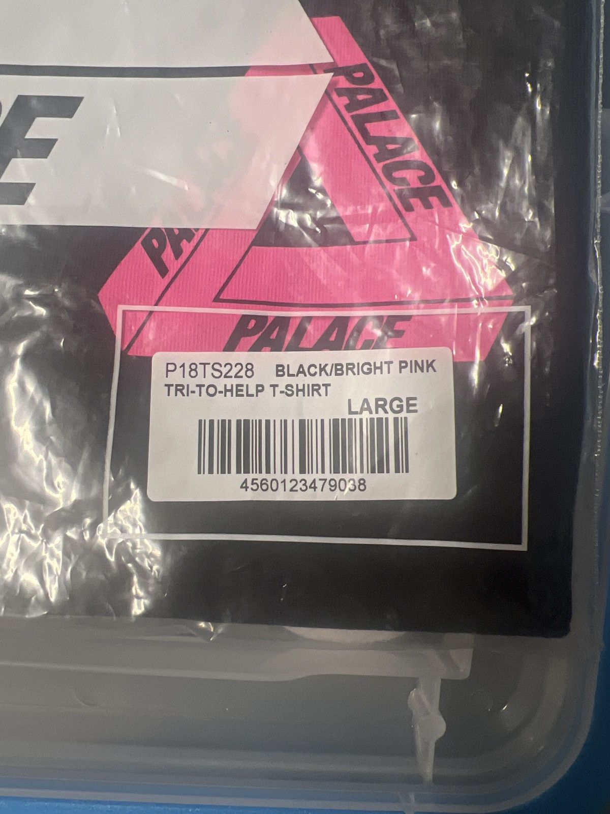Palace Palace Tri To Help Tri TShirt (Brand new never worn) Size US L / EU 52-54 / 3 - 1 Thumbnail