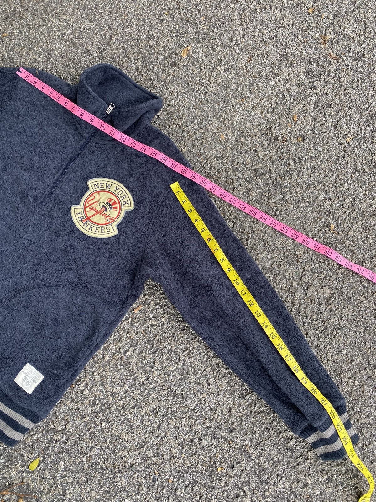 Hypebeast × New York Yankees Uniqlo X MLB New York Yankees Fleece Jacket Size US XL / EU 56 / 4 - 13 Thumbnail