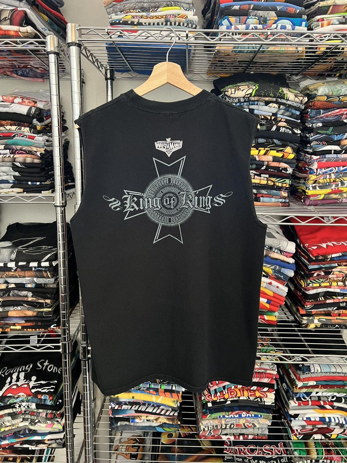 WWE 2006 Triple H Wrestlemania 22 Wrestling Skull Tee Size US L / EU 52-54 / 3 - 2 Thumbnail