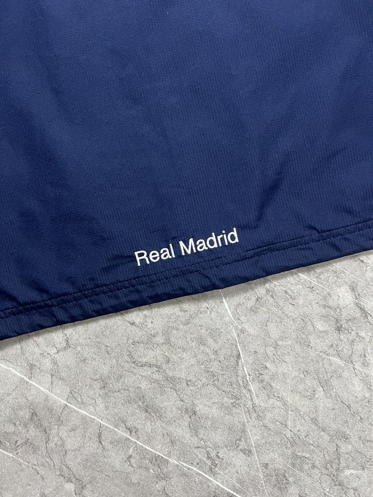 Adidas × Vintage (SOLD) 06 Adidas Real Madrid (Hidden Hoodie) Size US L / EU 52-54 / 3 - 5 Thumbnail