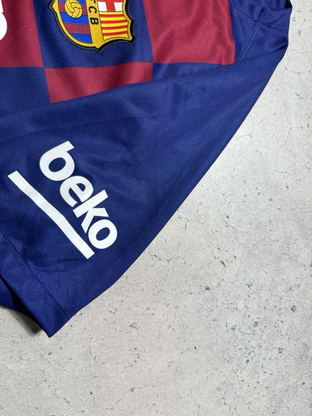 Nike Nike FC Barcelona 2019/2020 Soccer Jersey Football Drill Y2K Size US XL / EU 56 / 4 - 5 Thumbnail