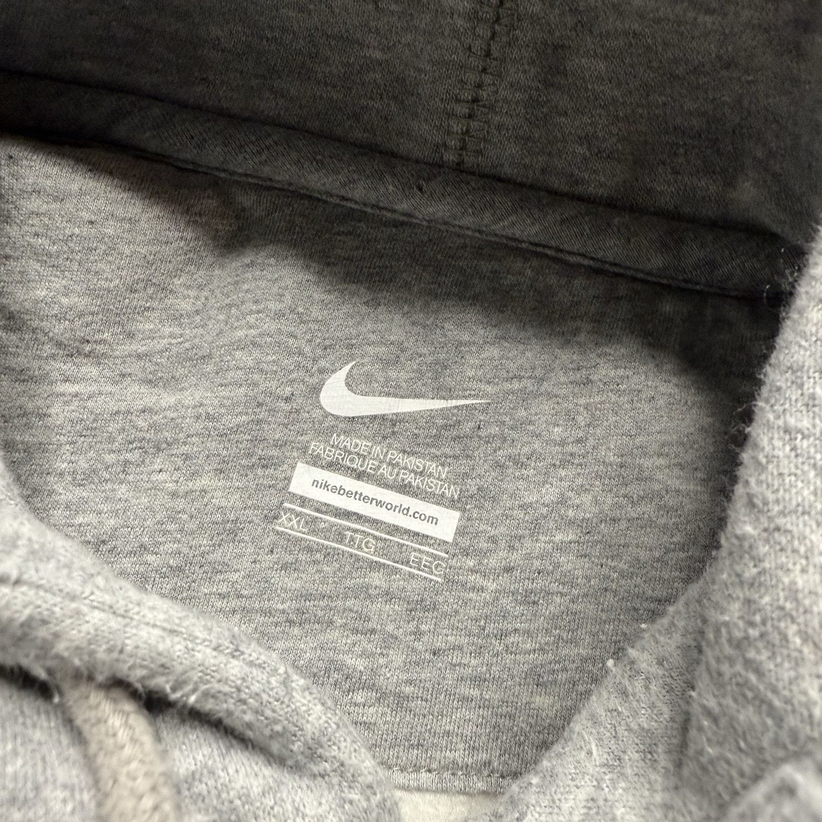 Nike 2000s Nike Heather Grey Big Swoosh Hoodie Adult 2XL Size US XXL / EU 58 / 5 - 3 Thumbnail