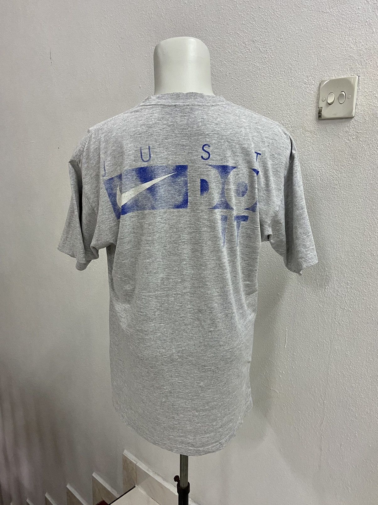 Nike × Vintage VINTAGE Y2K NIKE TEE Size US M / EU 48-50 / 2 - 6 Thumbnail