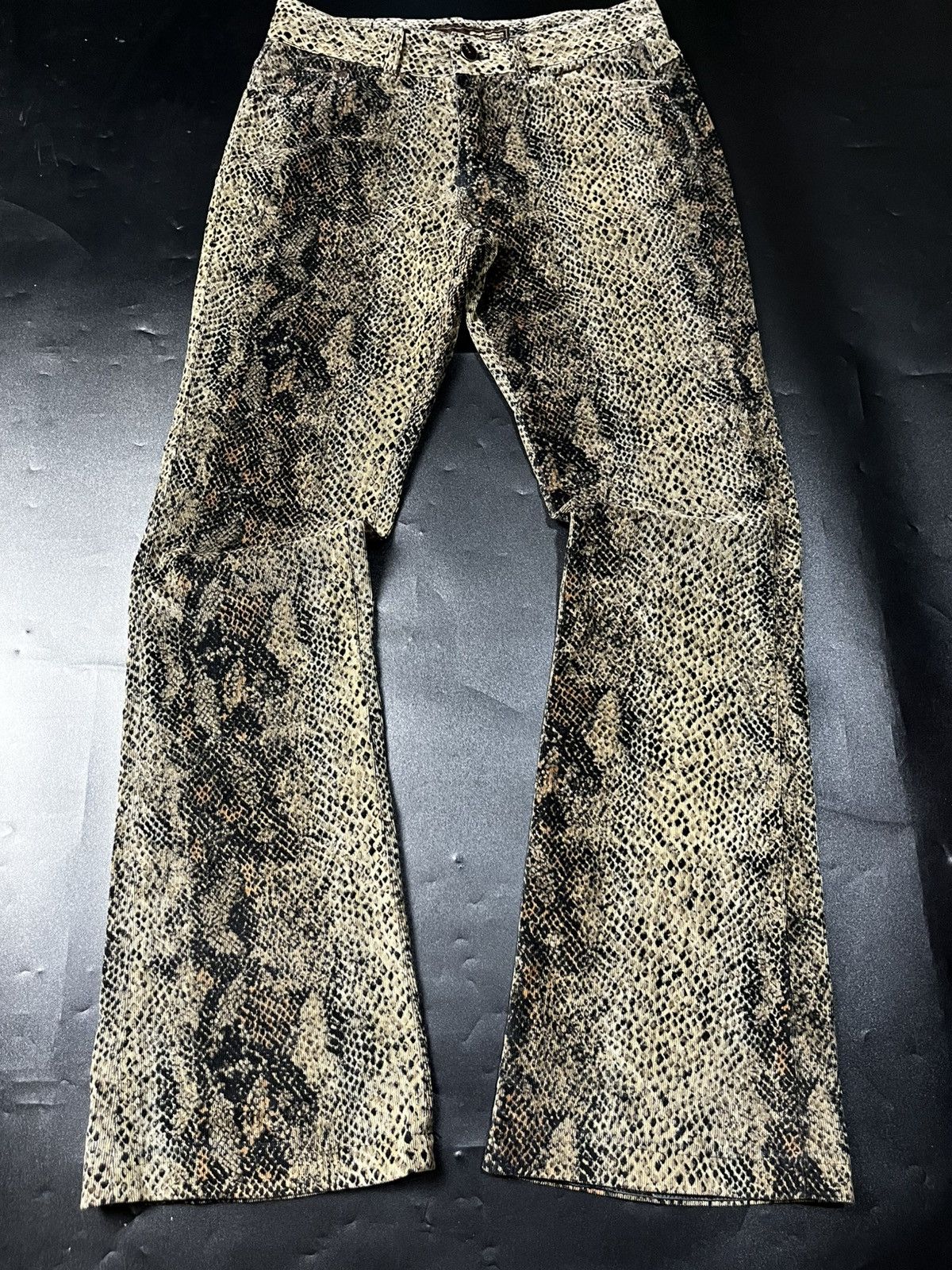Japanese Brand Japanese snake python Super flare by Gozip Size US 28 / EU 44 - 1 Thumbnail
