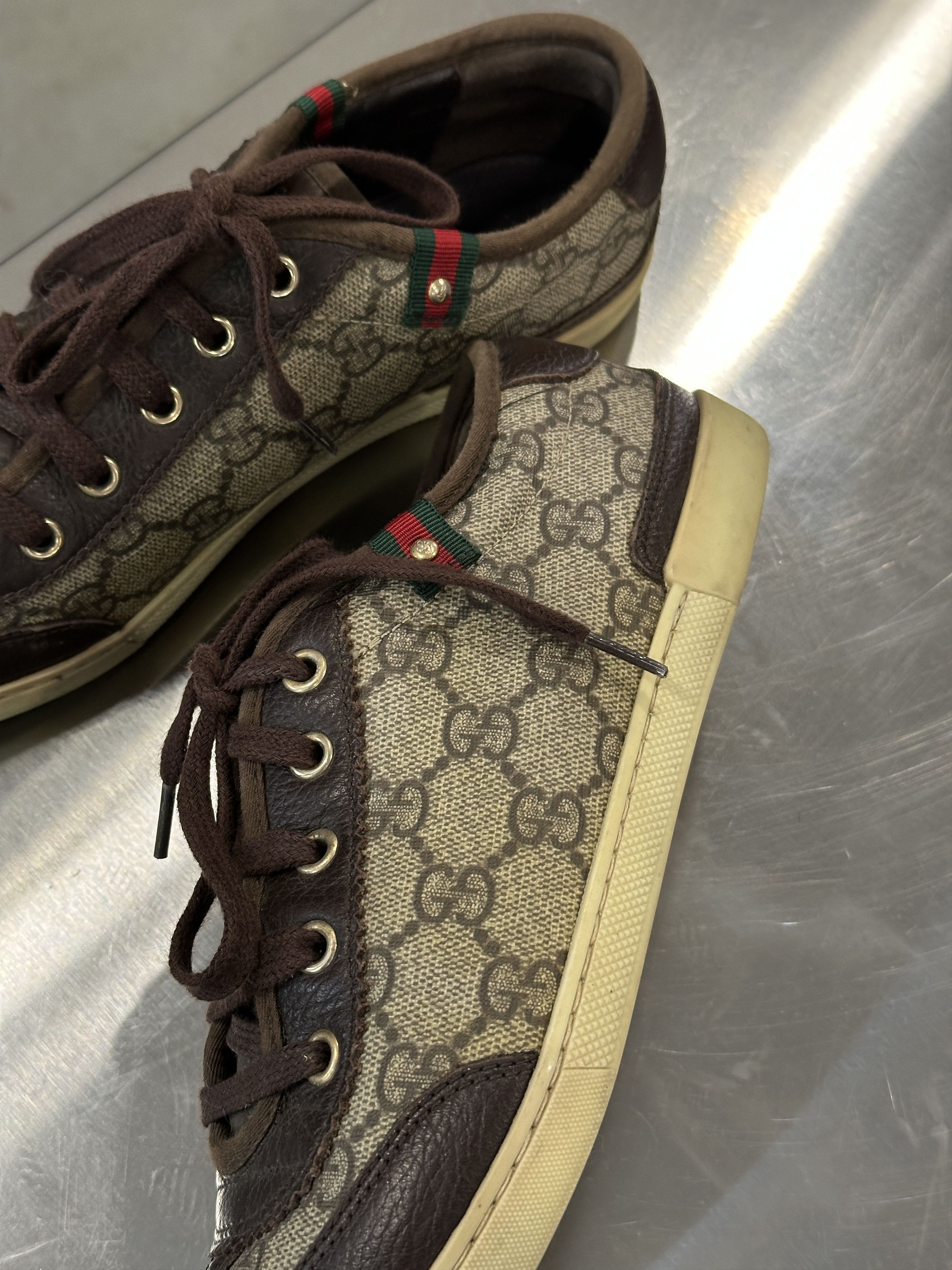 Gucci Gucci Monogram Canvas Leather Low Top Sneakers Size US 7 / IT 37 - 5 Thumbnail