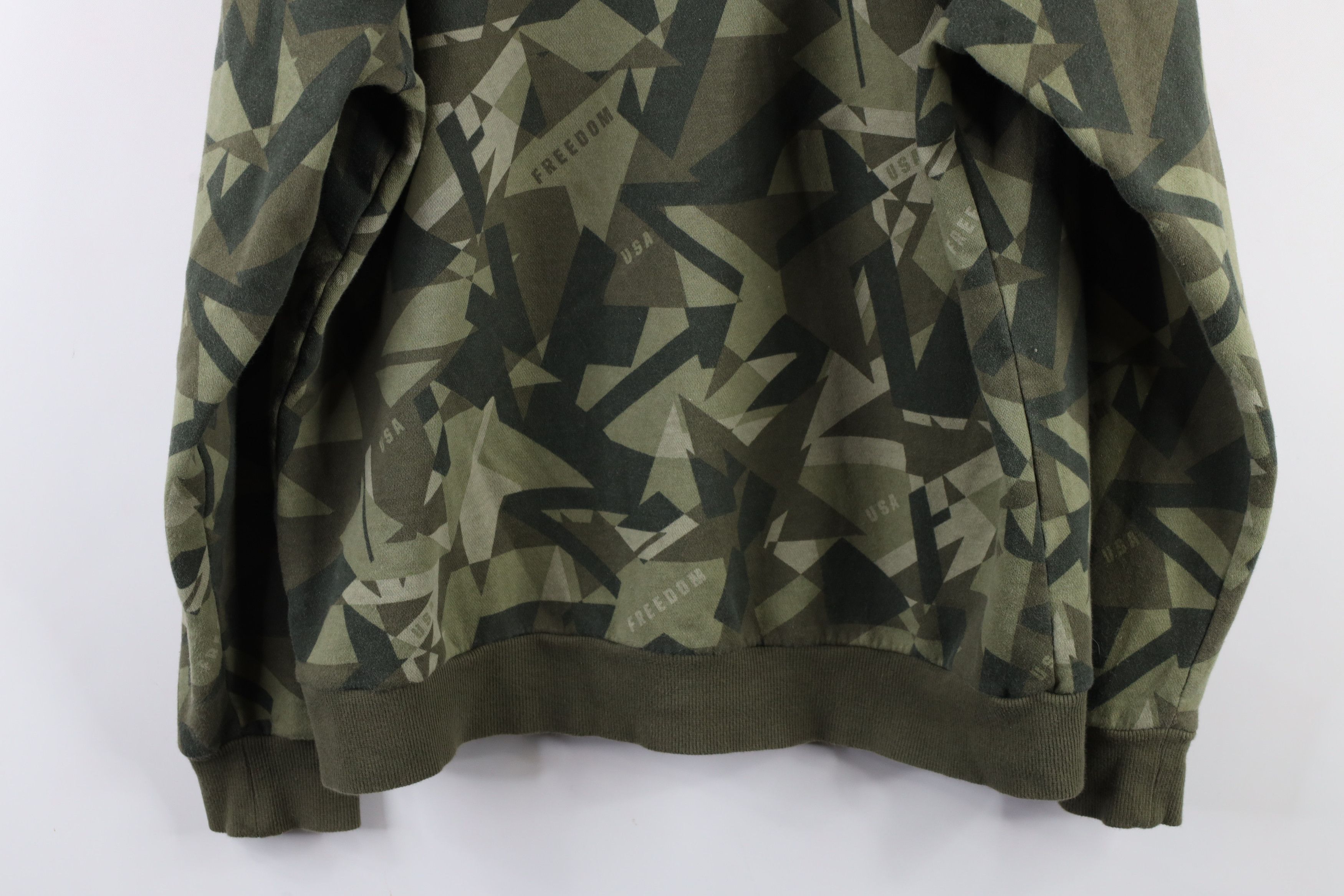 Under Armour × Vintage Under Armour Freedom Flag Camouflage Hoodie Sweatshirt Size US L / EU 52-54 / 3 - 13 Thumbnail