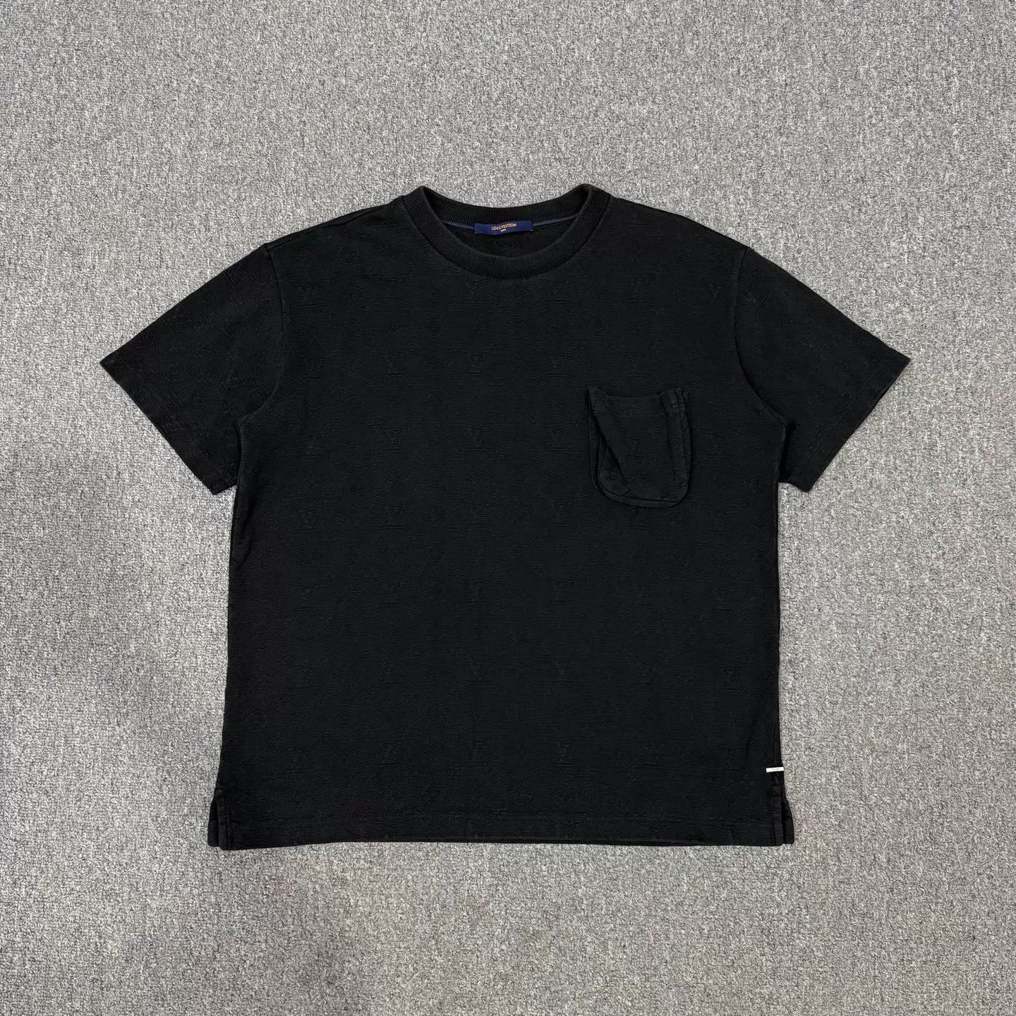 Louis Vuitton LV All Over Print Pocket Short Sleeve L 99 New Size US L / EU 52-54 / 3 - 1 Thumbnail