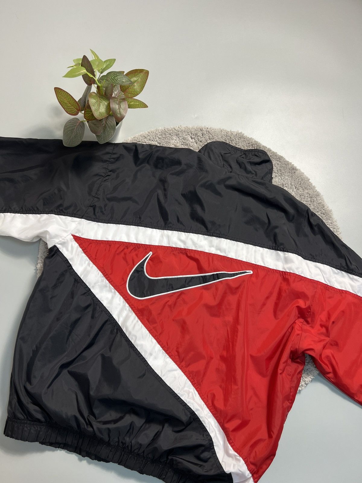 Nike × Vintage 90’s NIKE RARE BIG BACK SWOOSH LOGO Y2K TRACK JACKET Size US L / EU 52-54 / 3 - 1 Thumbnail