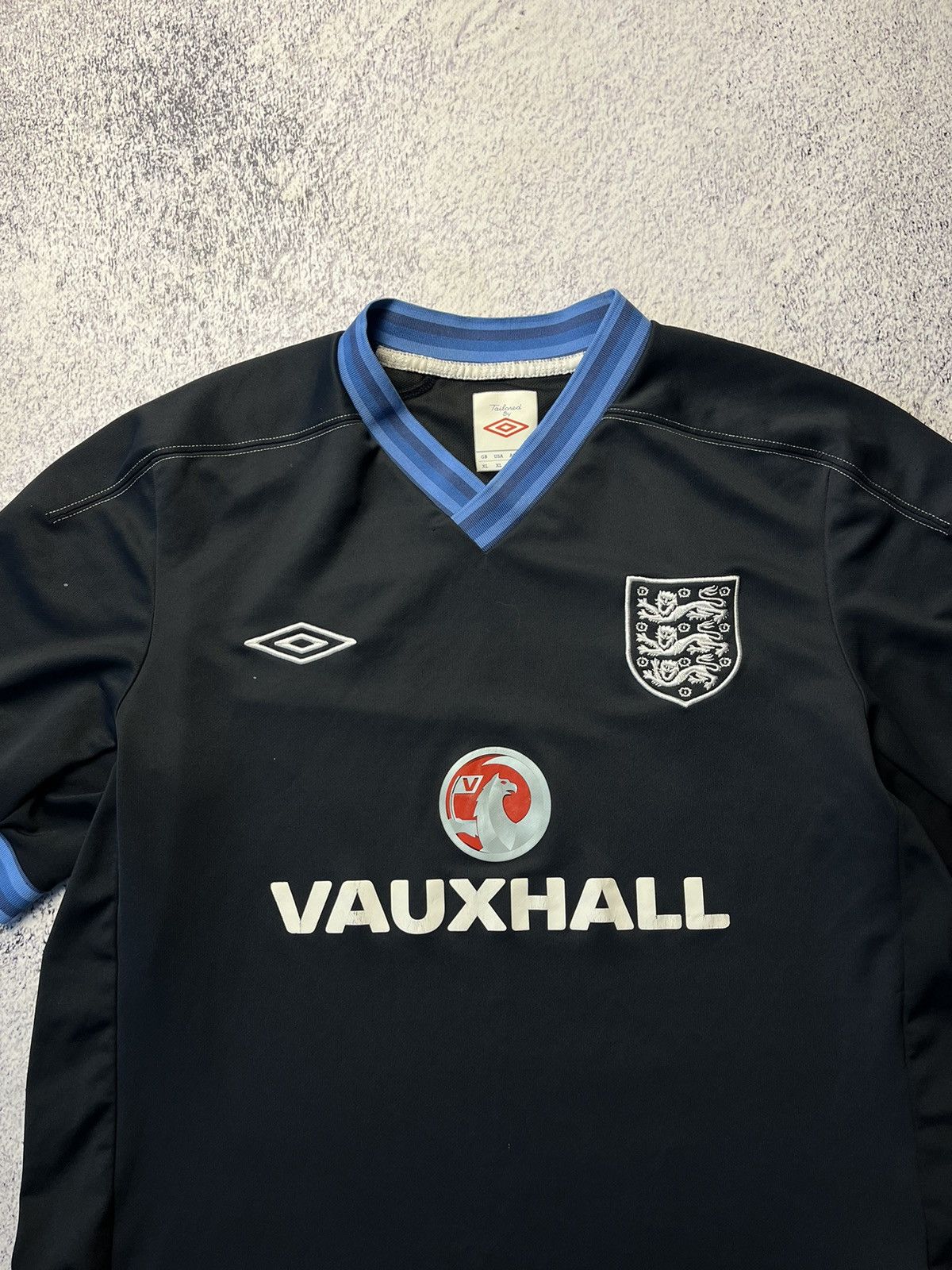 Umbro Vintage ENGLAND 2012 Umbro Vauxhall training shirt Size US XL / EU 56 / 4 - 15 Thumbnail