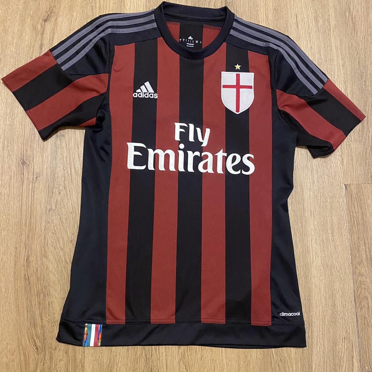 Adidas 2015-16 Ac Milan Adidas Home Football Shirt Size US S / EU 44-46 / 1 - 1 Thumbnail
