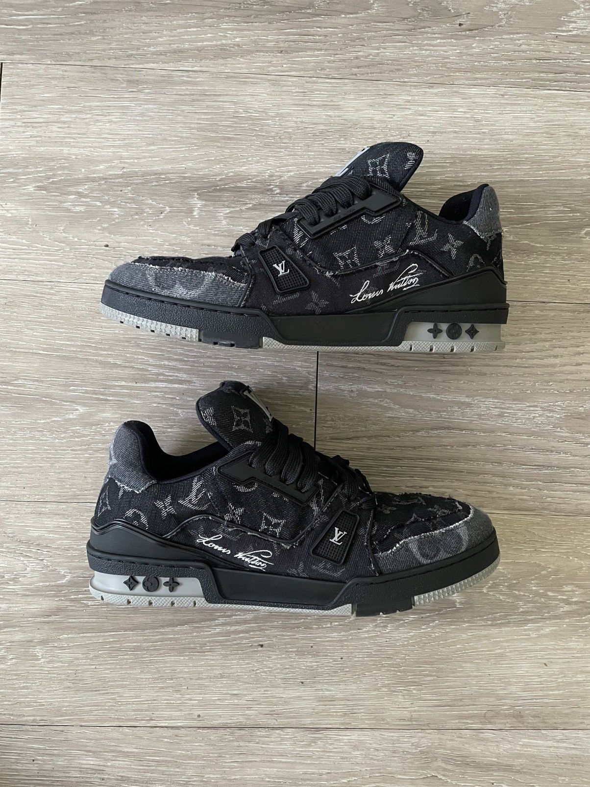 Louis Vuitton Louis vuitton trainer monogram denim black Size US 9 / EU 42 - 2 Thumbnail