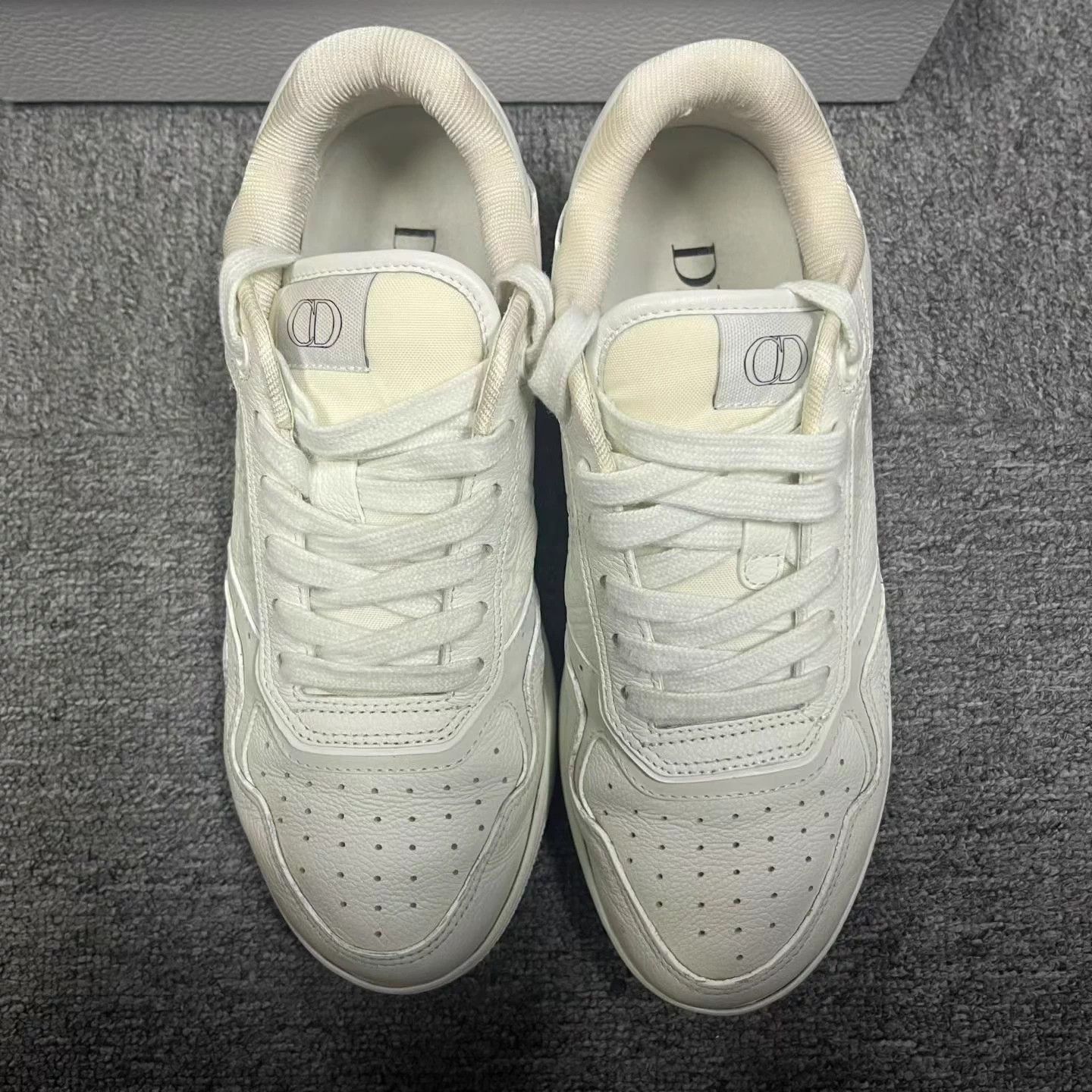 Dior Dior white leather round toe lace-up print low-top sneakers Size US 8 / EU 41 - 3 Thumbnail