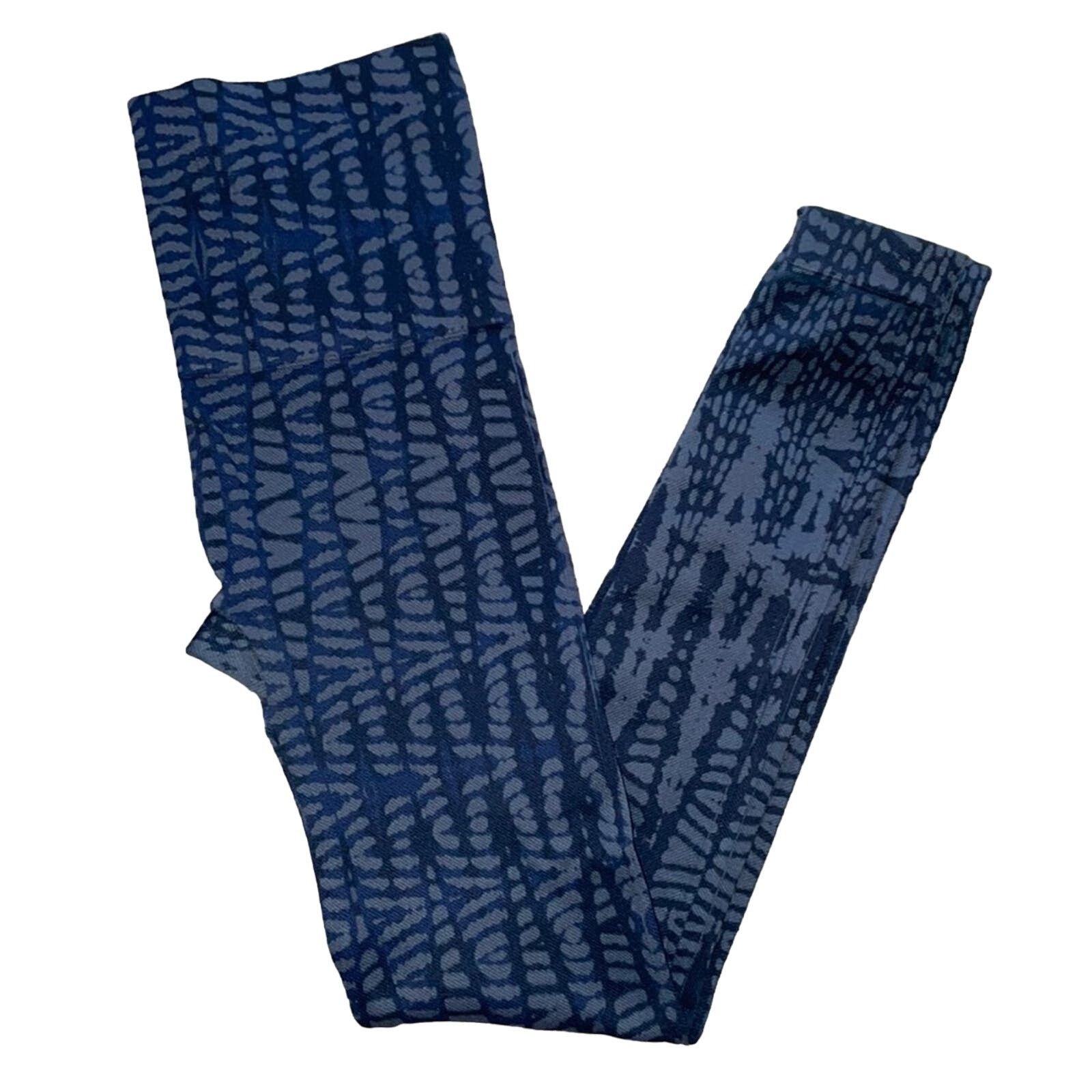 Spanx Spanx Look At Me Now Leggings S Abstract Cropped Seamless Size 28" / US 6 / IT 42 - 1 Thumbnail