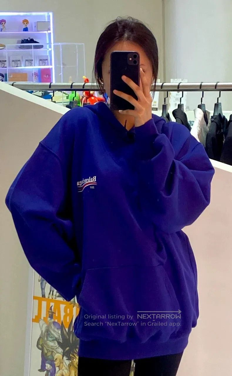 Balenciaga Balenciaga Wave Coke Sweatshirt Size US XS / EU 42 / 0 - 5 Thumbnail