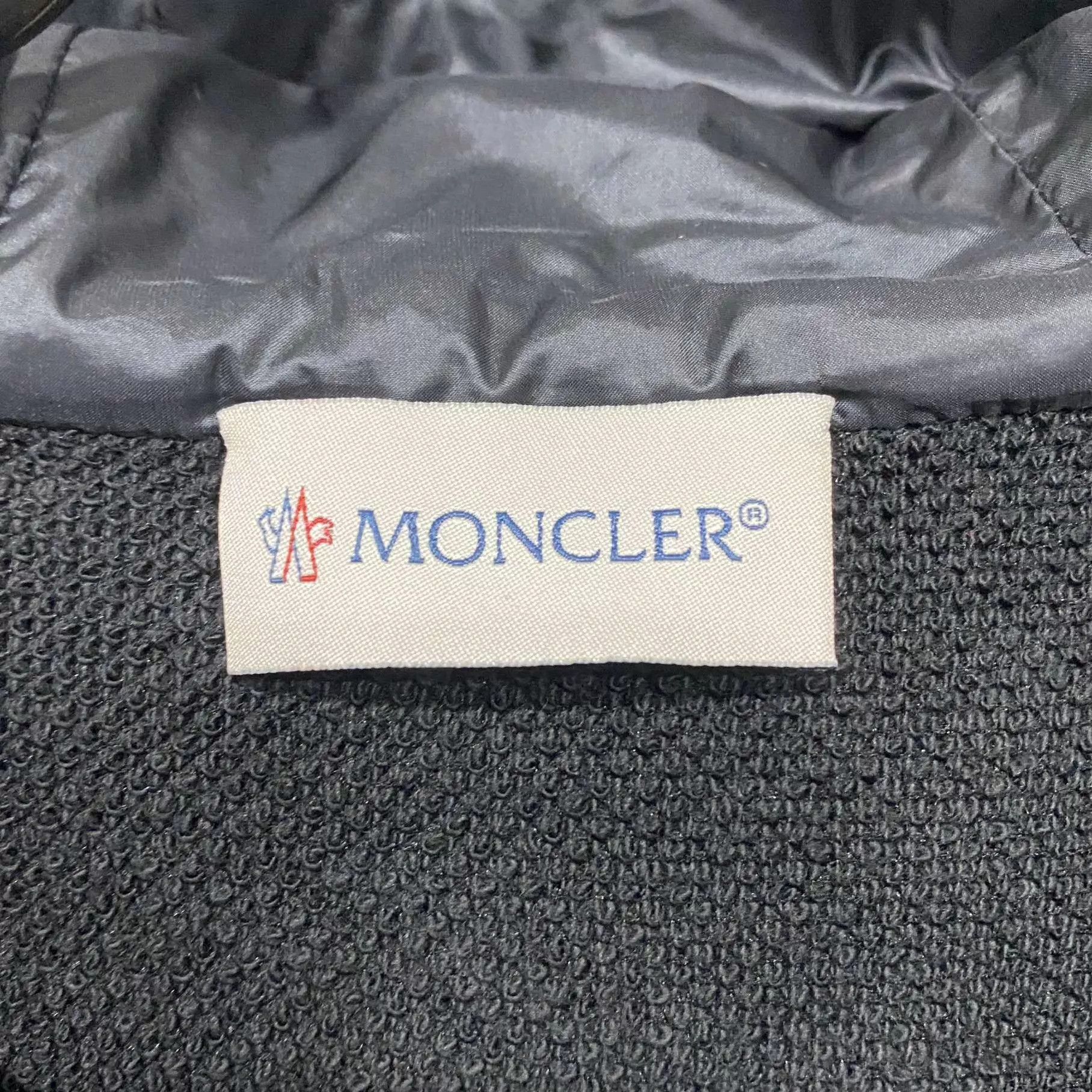 Moncler Moncler black logo hooded knit panel down coat M Size M / US 6-8 / IT 42-44 - 4 Thumbnail