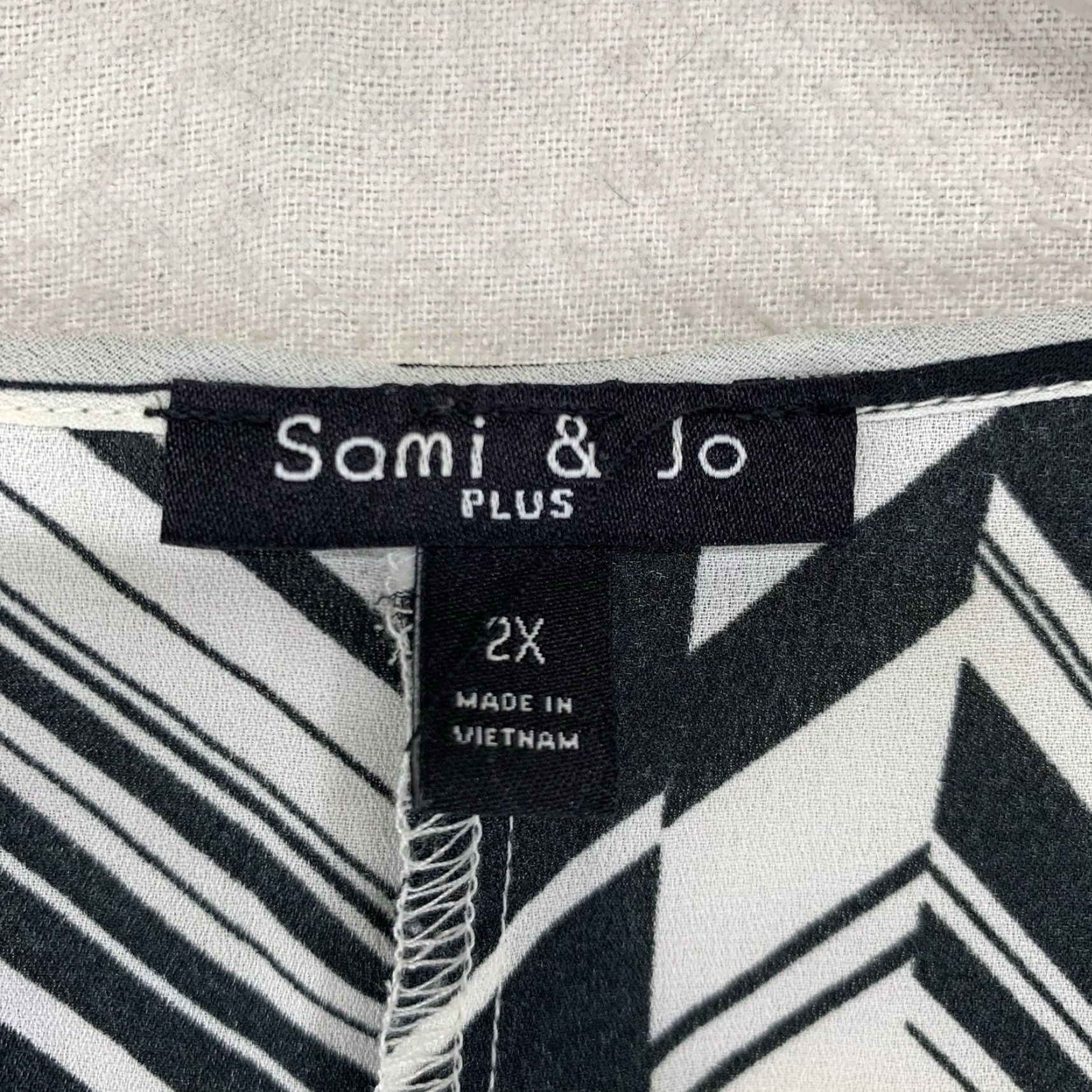 Vintage Geometric Boho Women's 2X Top Black & White Relaxed Sheer Flowy Size XXL / US 16-18 / IT 52-54 - 4 Thumbnail