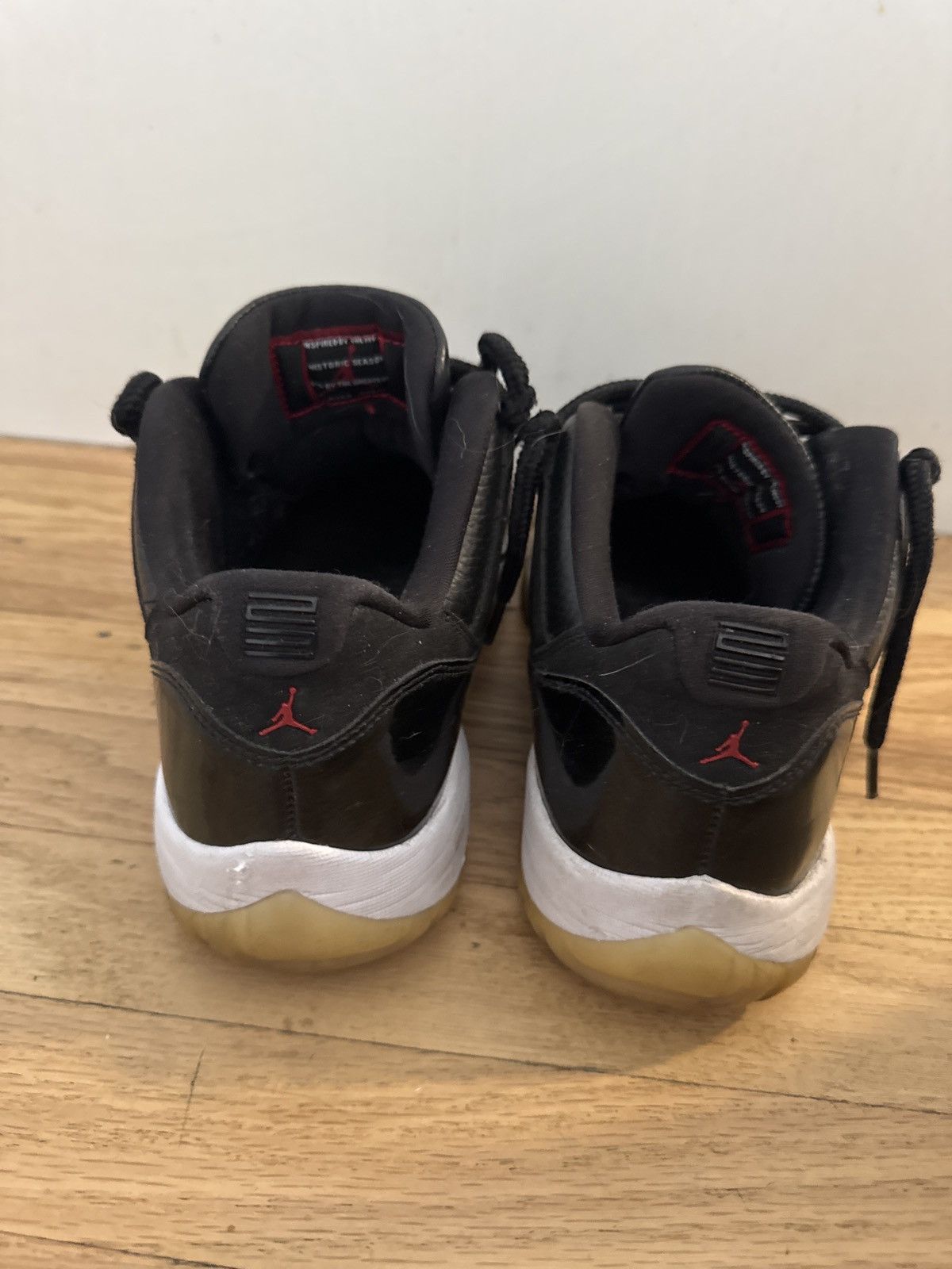 Jordan Brand 72-10 Jordan 11 Lows Size US 12 / EU 45 - 5 Thumbnail