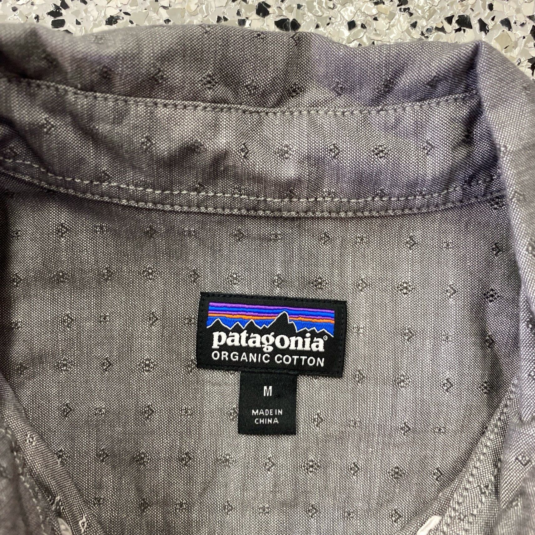 Patagonia Patagonia Shirt Mens M Gray Long Sleeve Button-Up Casual Outdoor Fish Plaid Lightweight Pockets Size US M / EU 48-50 / 2 - 2 Thumbnail