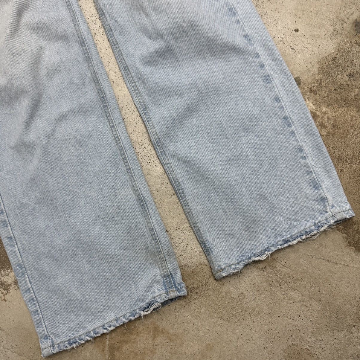 Bdg BDG Wide Leg Lightwash Distressed Denim Pants Size 25" / US 0 / IT 36 - 5 Thumbnail