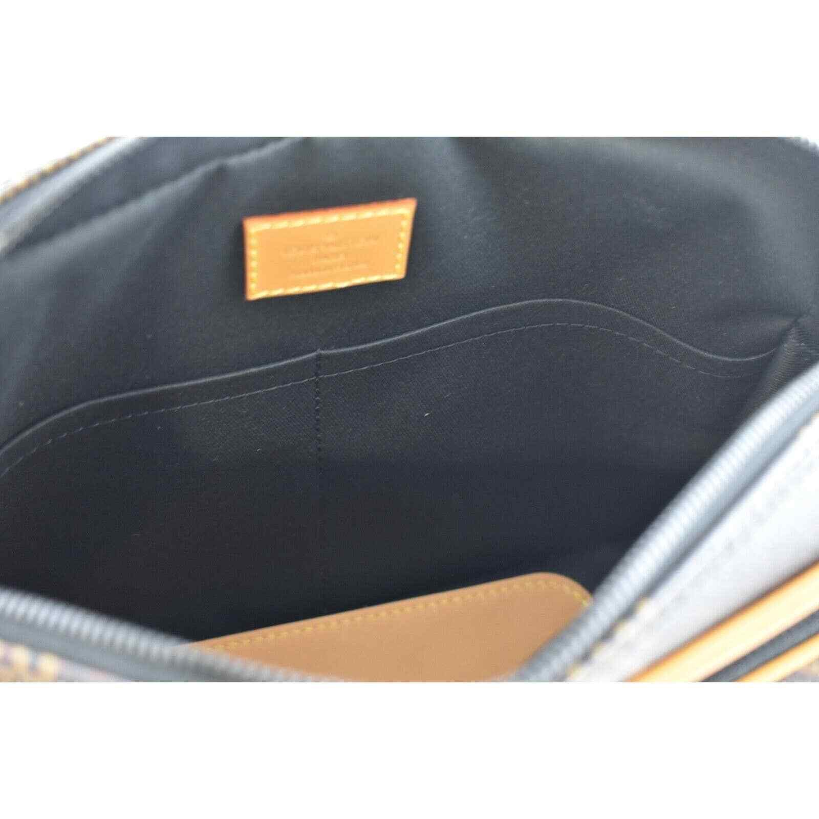 Louis Vuitton Louis Vuitton Nigo Nil Messenger Wave Damier Ebene Drip Bag Size ONE SIZE - 10 Thumbnail