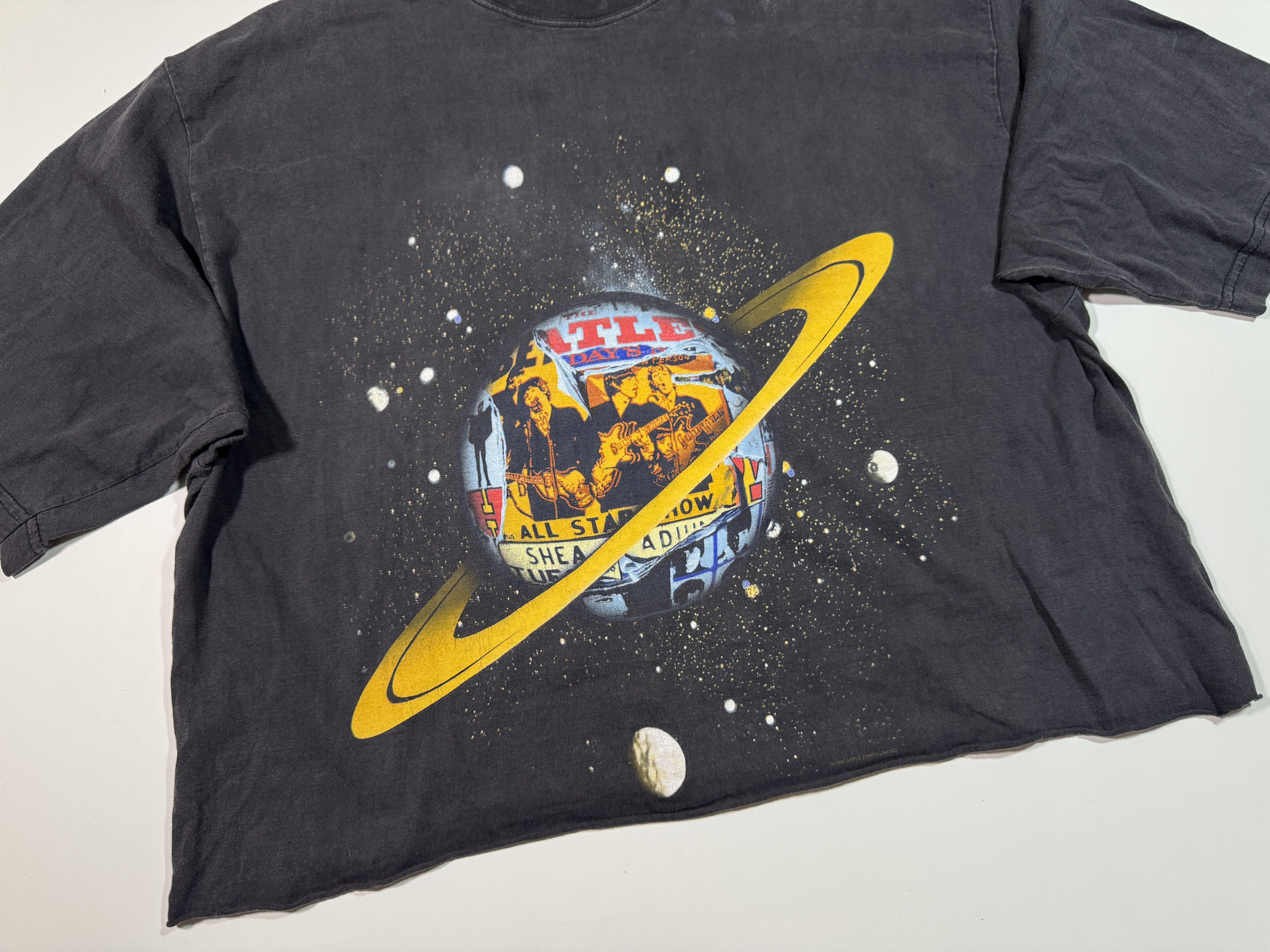 Band Tees Vintage 1996 Beatles Athology Cropped T-shirt Size US M / EU 48-50 / 2 - 3 Thumbnail