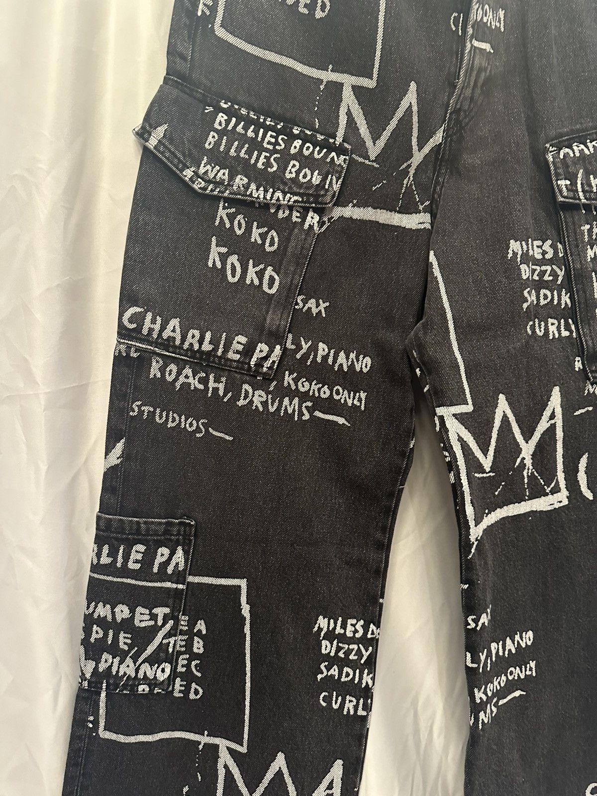 H&M × Jean-Michel Basquiat × Who Decides War JMB x H&M x Who Decides War Denim Size US 32 / EU 48 - 3 Thumbnail