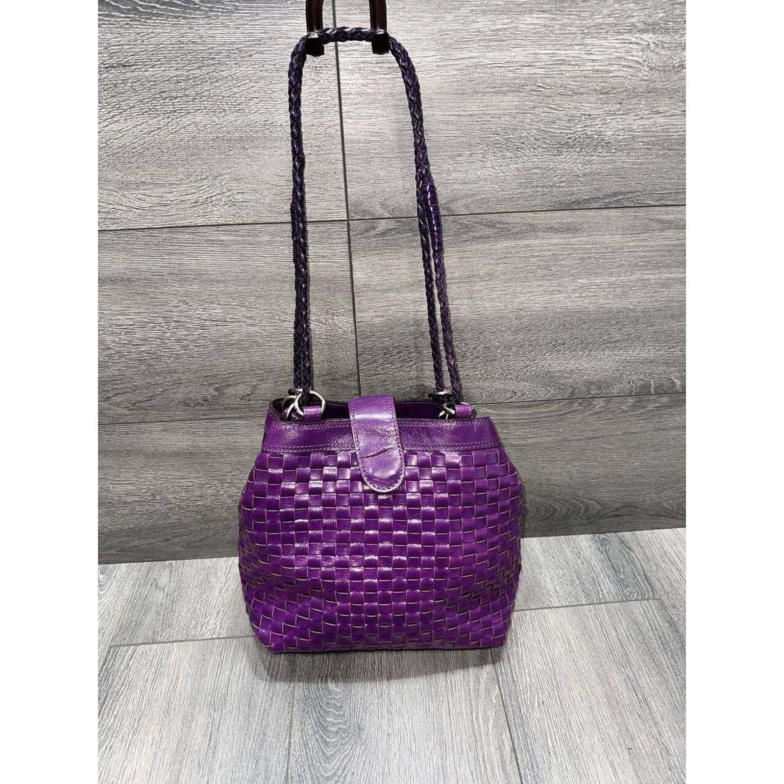 Patricia Nash Patricia Nash Discovery Bucket Bag Plum Jam shoulder B000584 Size ONE SIZE - 2 Thumbnail