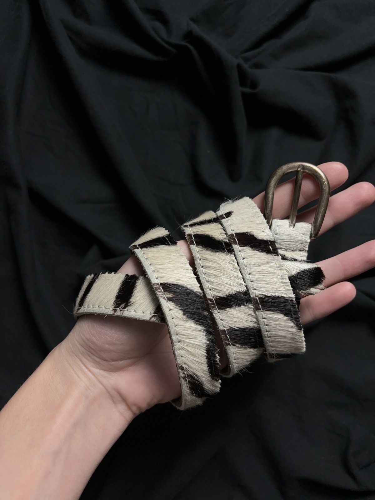 Japanese Brand × Vintage Vintage leather animal faux fur cow printed mini belt Size ONE SIZE - 5 Thumbnail