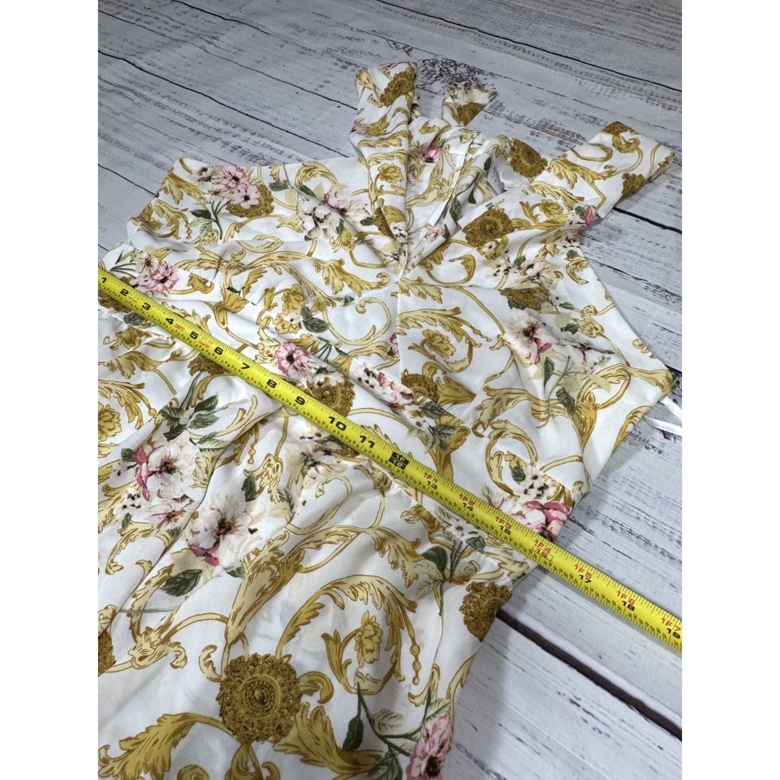 Vintage SOHO White Gold Floral Halter Dress Sleeveless Knee Length Party Cocktail M Womens NWT Size M / US 6-8 / IT 42-44 - 2 Thumbnail