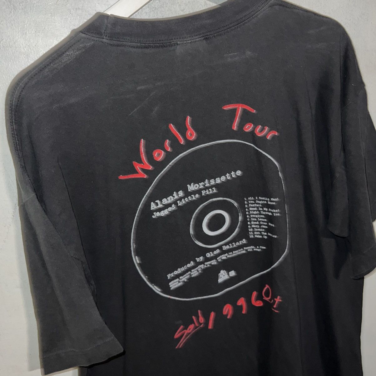 Band Tees Vintage Alanis Morrisette Jagged Little Pill XL 90s Size US XL / EU 56 / 4 - 8 Thumbnail