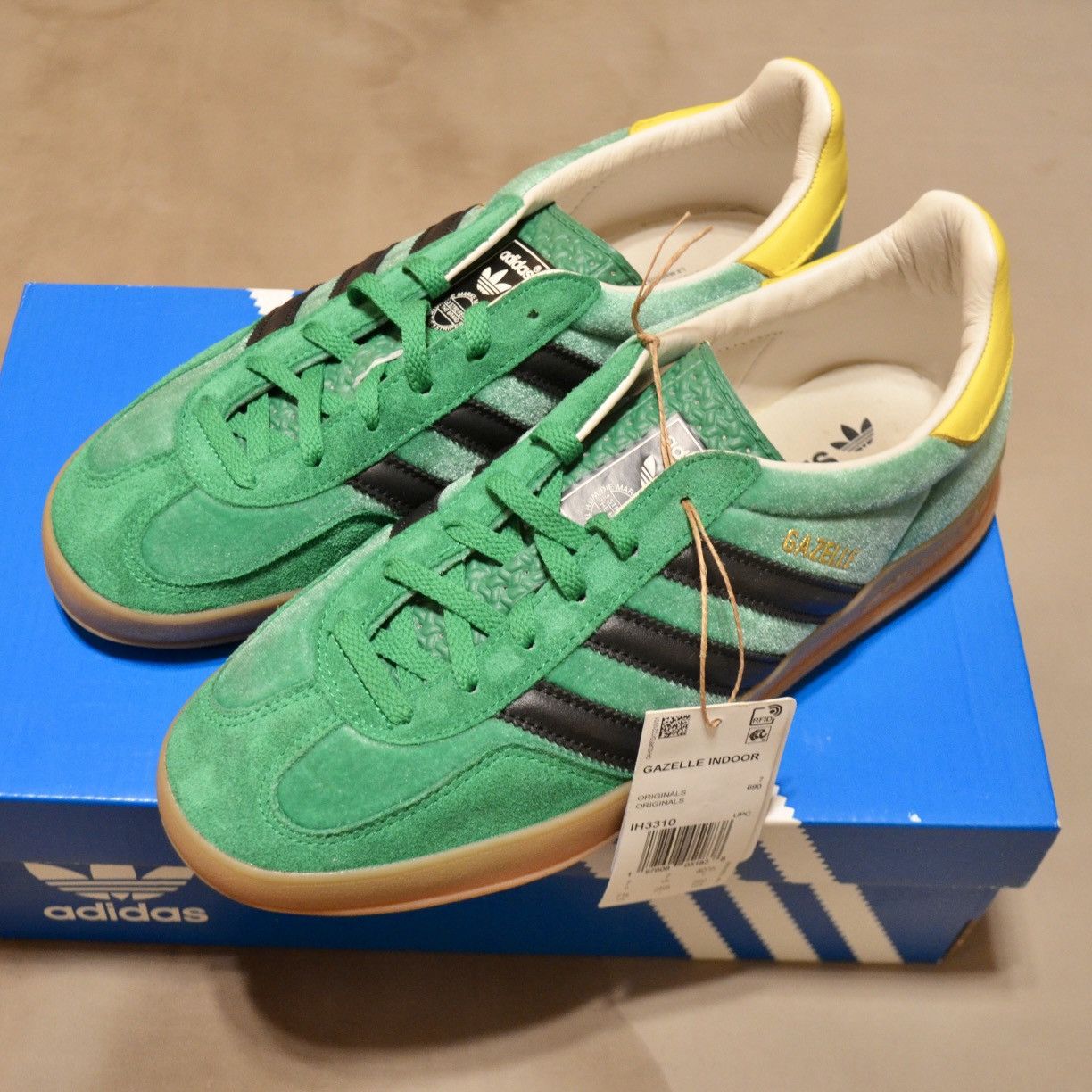 Adidas × size? NEW - Size 7.5 US Adidas x size? Gazelle Indoor Green Yellow Size US 7.5 / EU 40-41 - 7 Thumbnail