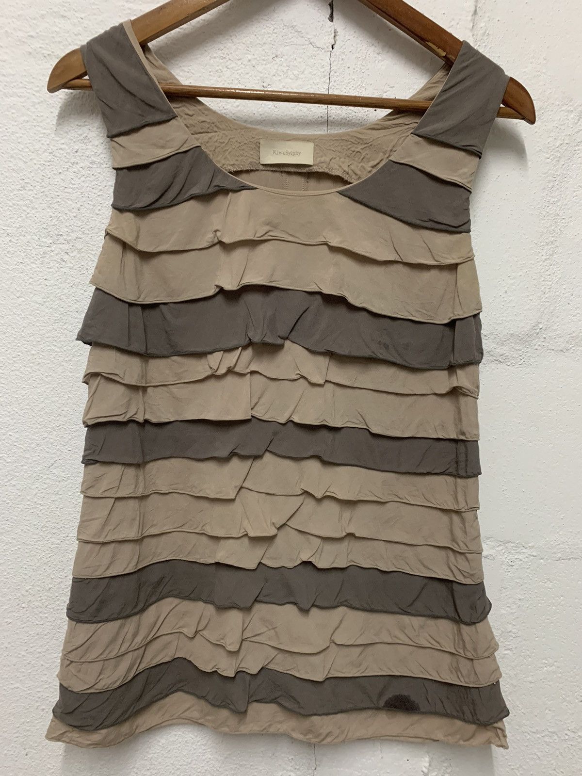 Japanese Brand Crinkle Tiered Dress Size S / US 4 / IT 40 - 2 Thumbnail