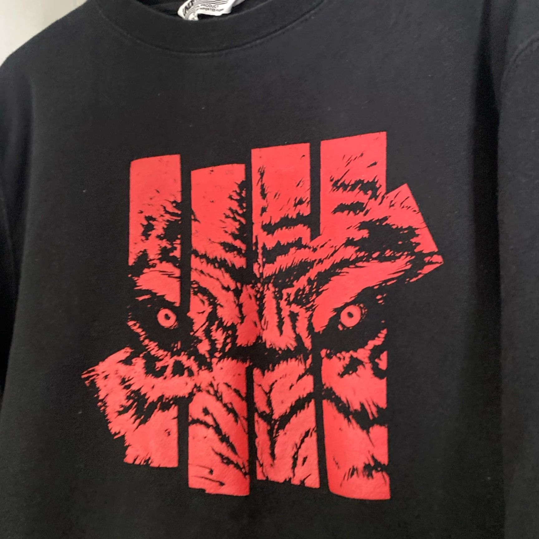 Undefeated VINTAGE Undefeated Wolf Sweatshirt Crewneck Fleece Black Mens XL Size US XL / EU 56 / 4 - 5 Thumbnail