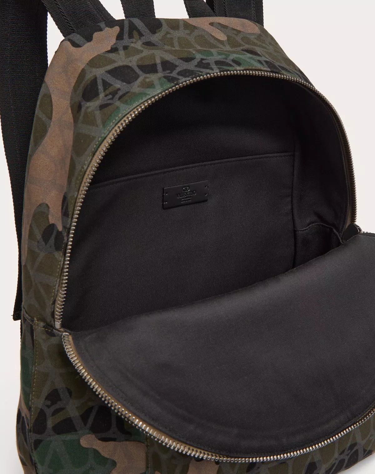 Valentino oc11z0725 Size: OS/ Camoutoile Canvas Backpack in Multicolor Size ONE SIZE - 4 Thumbnail