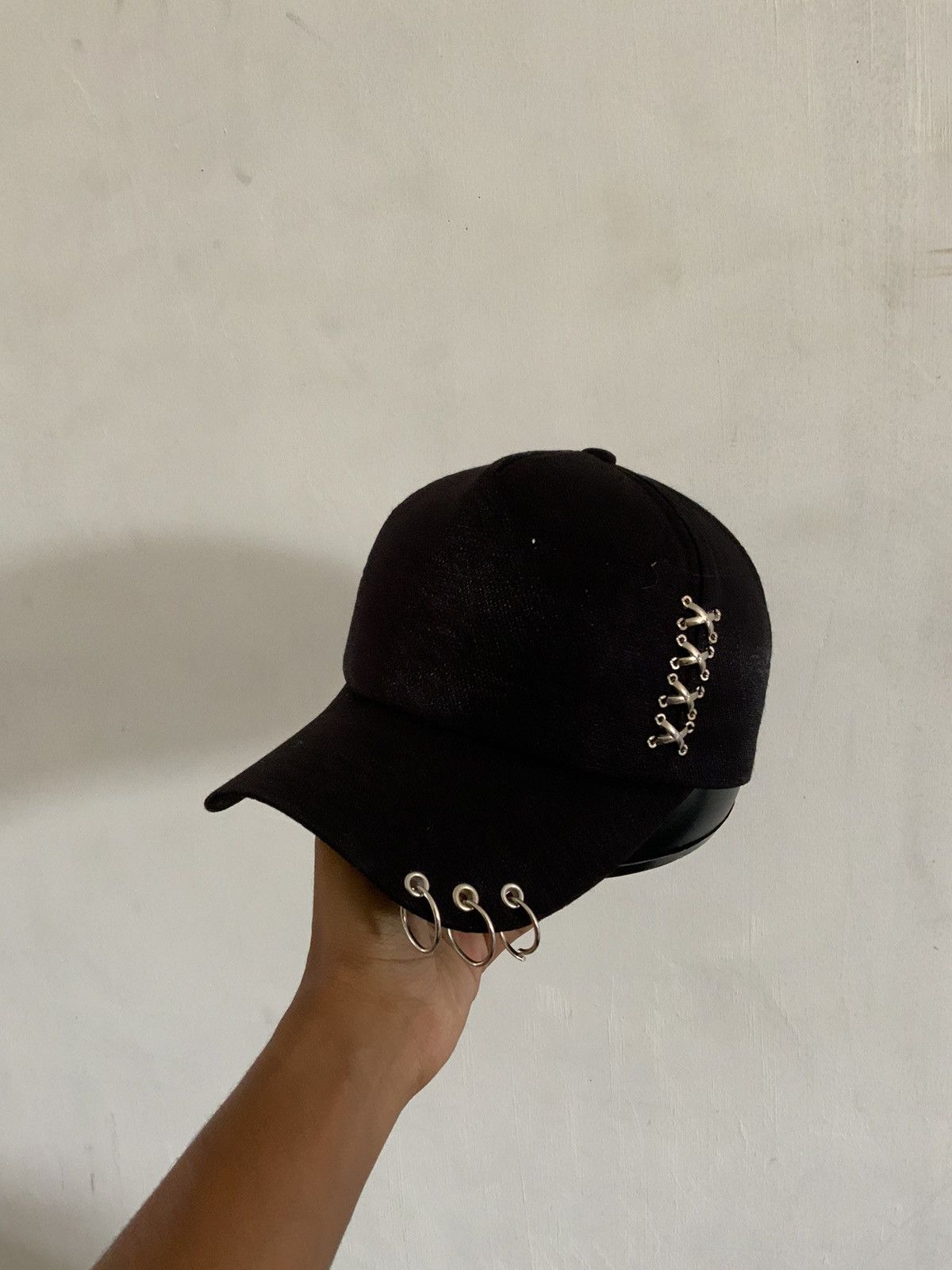 KMRii Black Ring Punk KMRii Style Hat Size ONE SIZE - 1 Thumbnail