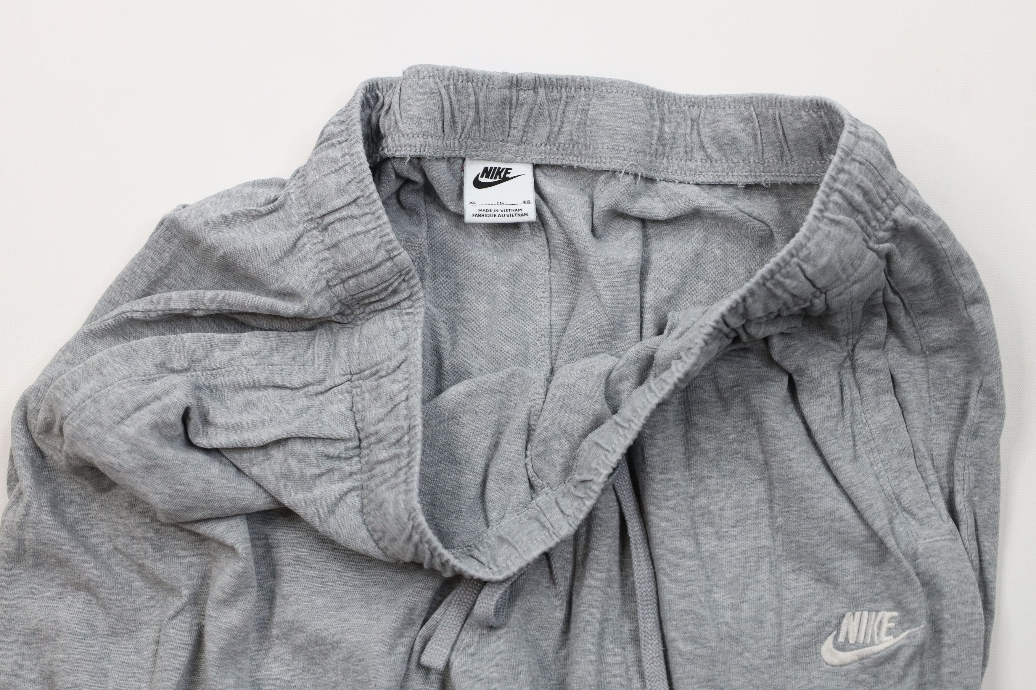 Nike Vintage Y2K Nike Mini Swoosh Lightweight Joggers Pants Gray Size US 38 / EU 54 - 8 Thumbnail