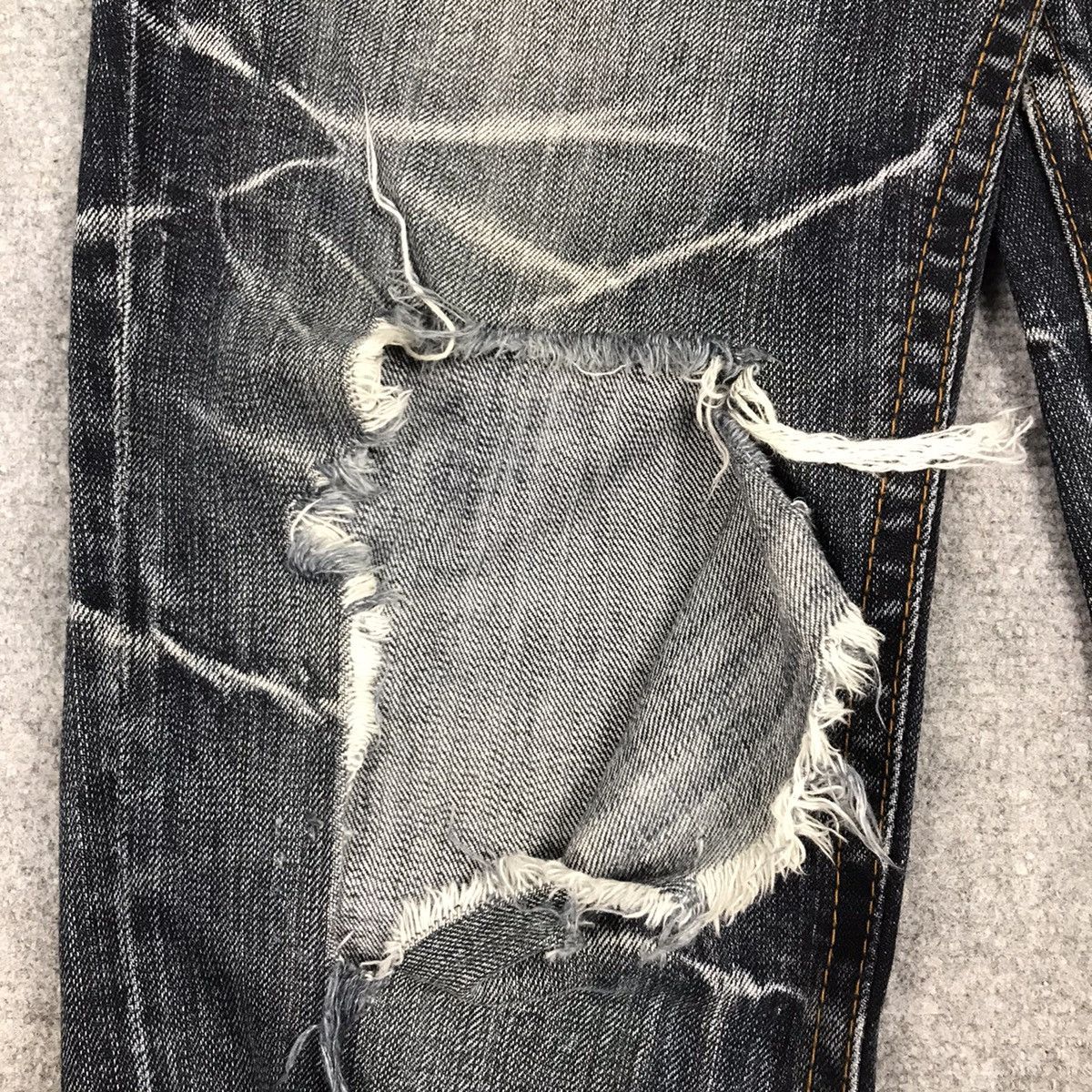Hysteric Glamour × Japanese Brand FLARE SEMANTICDESIGN DISTRESSED DENIM BOOTCUT PANTS Size US 30 / EU 46 - 6 Thumbnail