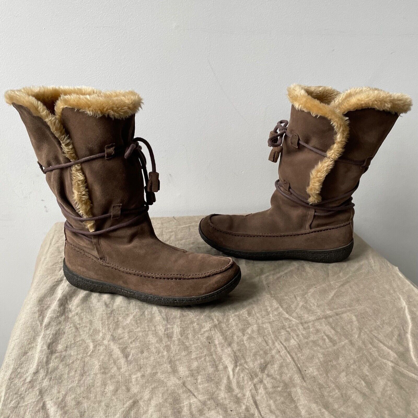 Camper Camper Y2K Vintage Snow Boots 8516AC Size US 7 / IT 37 - 1 Thumbnail