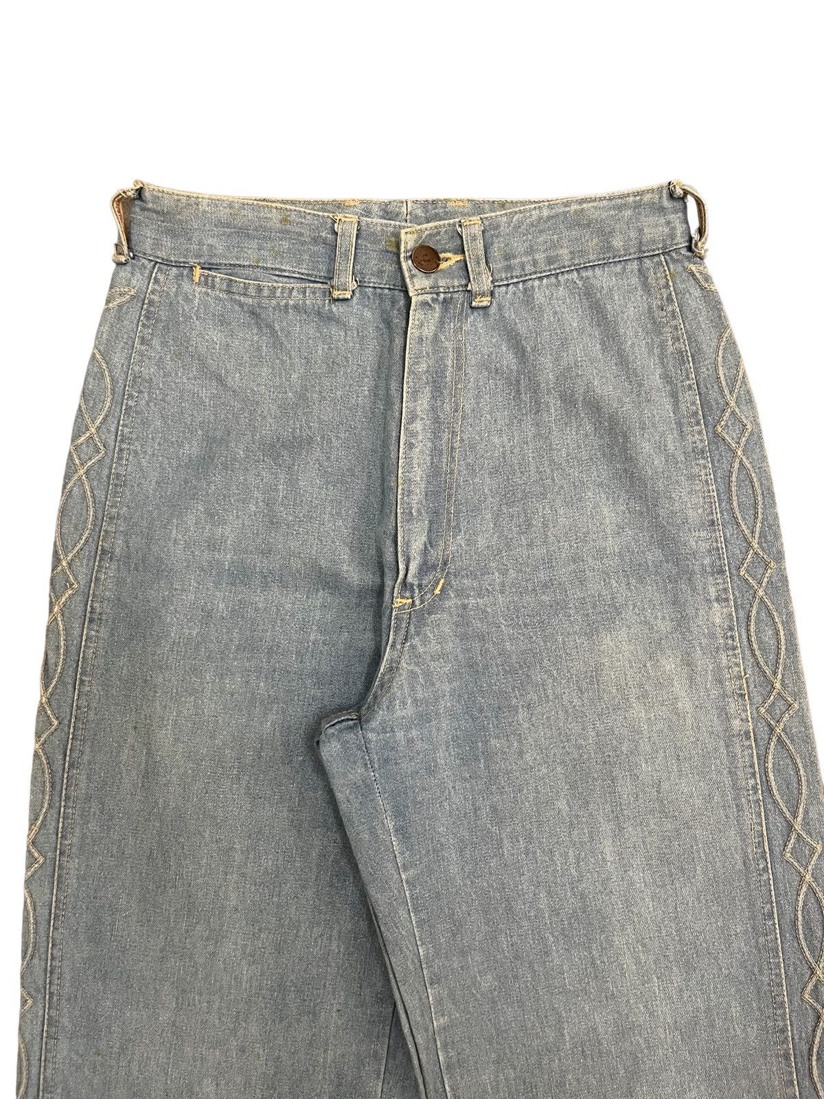 Japanese Brand Vintage Japanese Brand Lace Spiral Design Flare Jeans Size 24" / US 00 / IT 34 - 3 Thumbnail