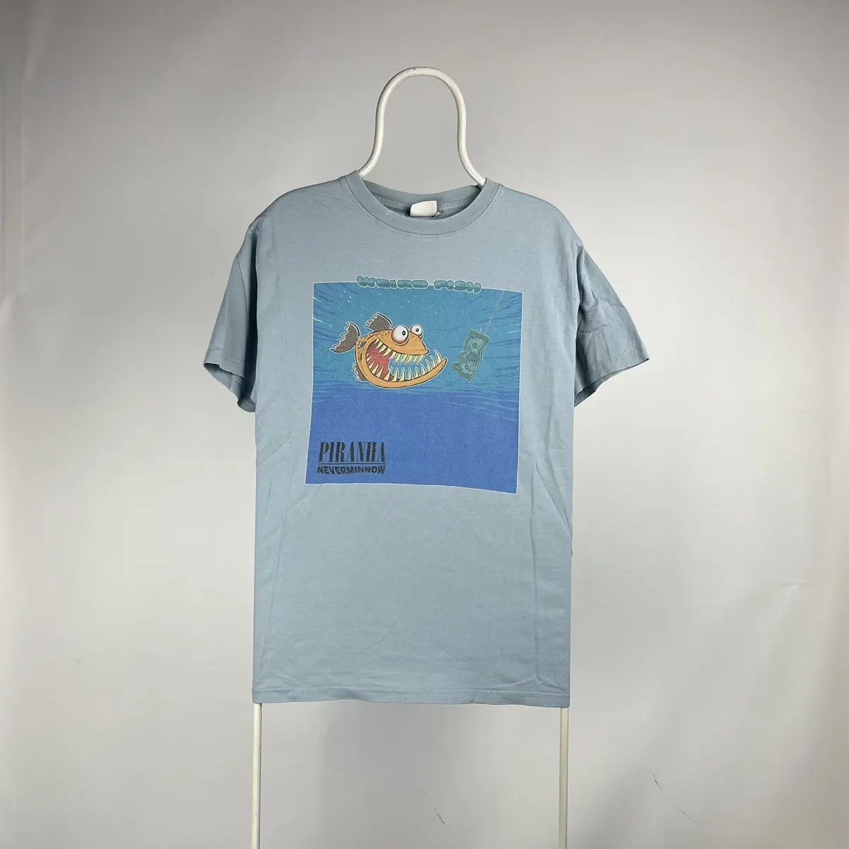 Band Tees Nirvana parodies Piranha neverminnon Tshirt humor Size US L / EU 52-54 / 3 - 1 Thumbnail