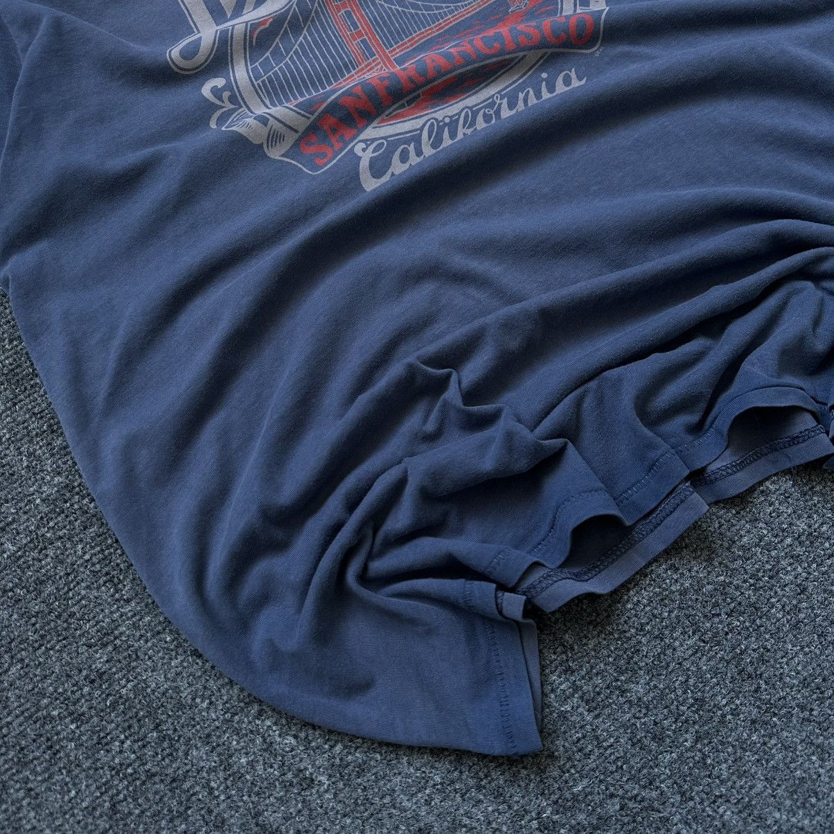 Levi's Vintage Clothing VTG Levi’s T-shirts Singe Stitch Style Size L Trashed 00s Size US L / EU 52-54 / 3 - 6 Thumbnail