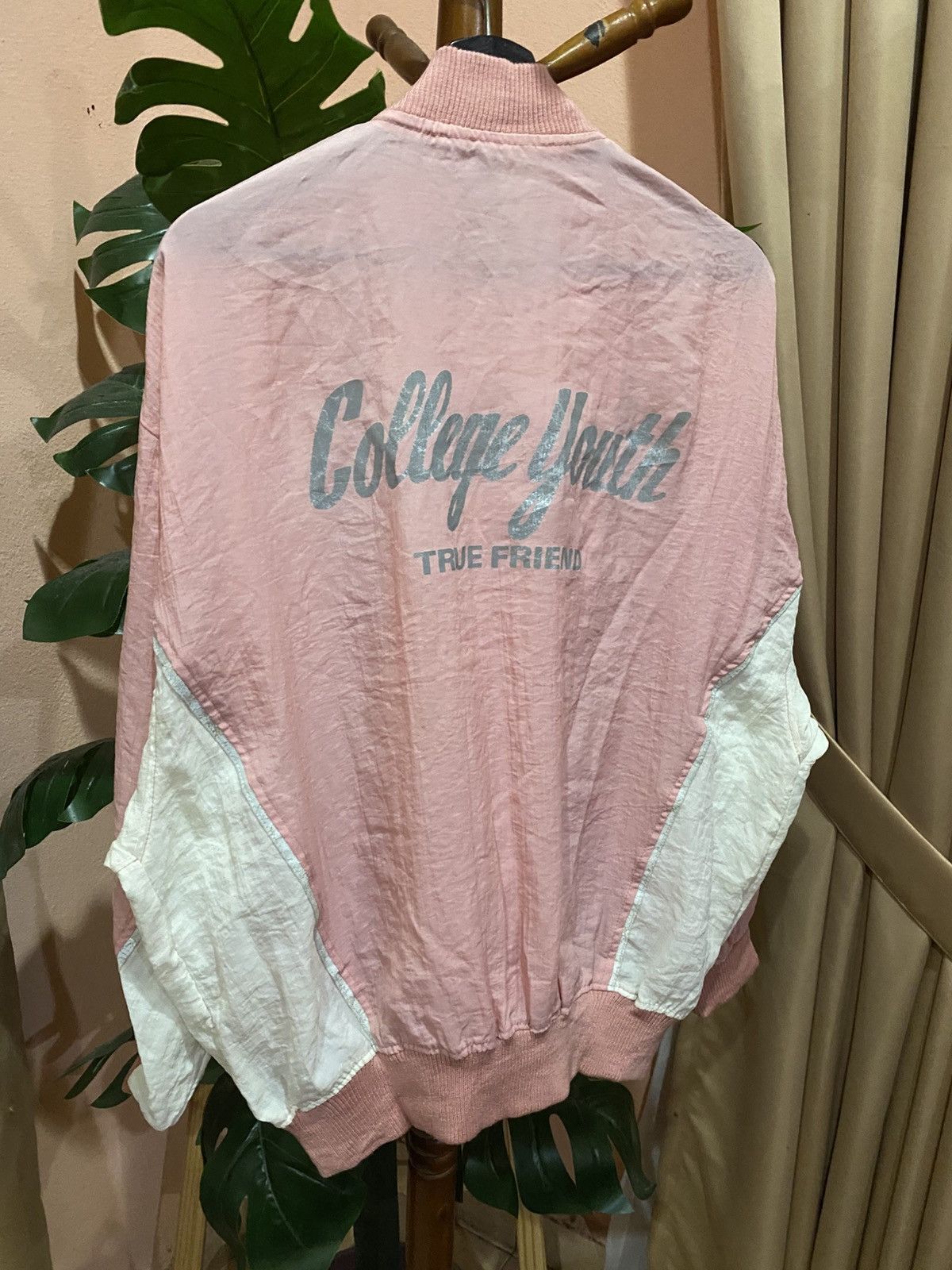 Vintage Vintage “College Youth TRUE FRIEND” Bomber Jacket Size US L / EU 52-54 / 3 - 7 Thumbnail