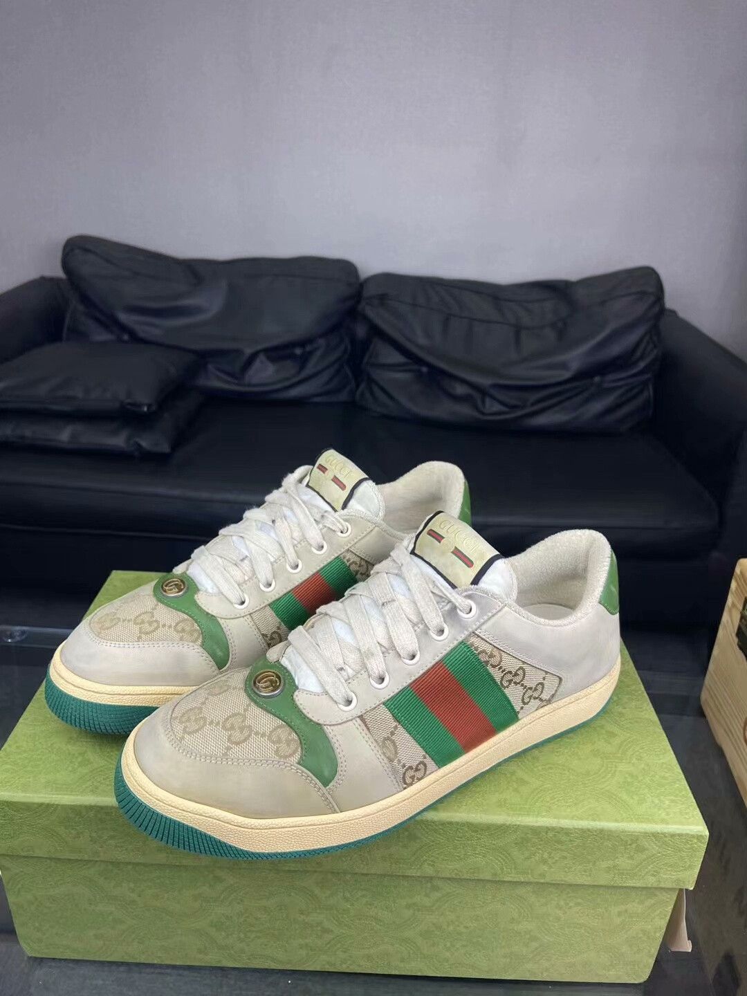 Gucci Gucci Lowtop Sneakers 9 Men Size US 9 / EU 42 - 1 Thumbnail