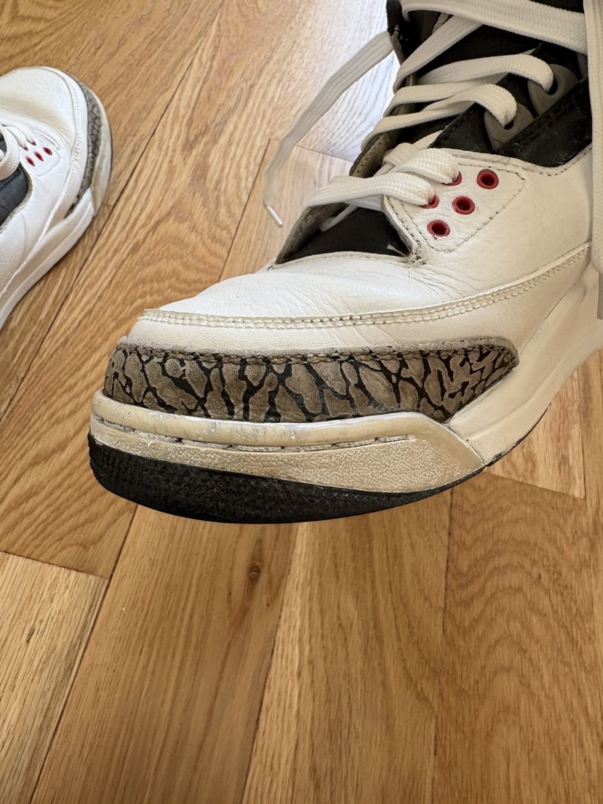 Jordan Brand Size 10 - Air Jordan 3 Retro Infrared 23 2014 - Restoration Size US 10 / EU 43 - 18 Thumbnail