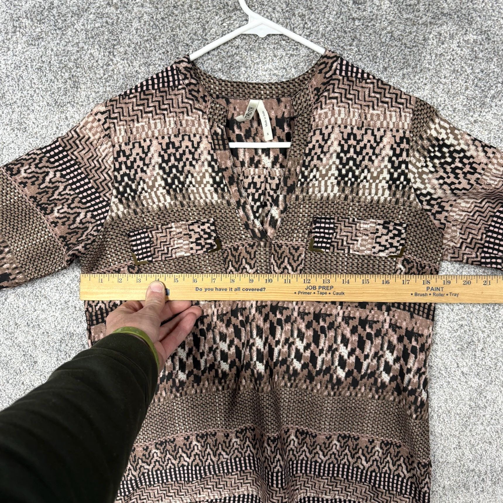 Vintage Live 4 TRUTH Blouse Tunic 3/4 Sleeve Womens S Brown Geometric Print Boho Tribal Pattern Knit Polyester V-Neck Casual Daywear Size S / US 4 / IT 40 - 4 Thumbnail