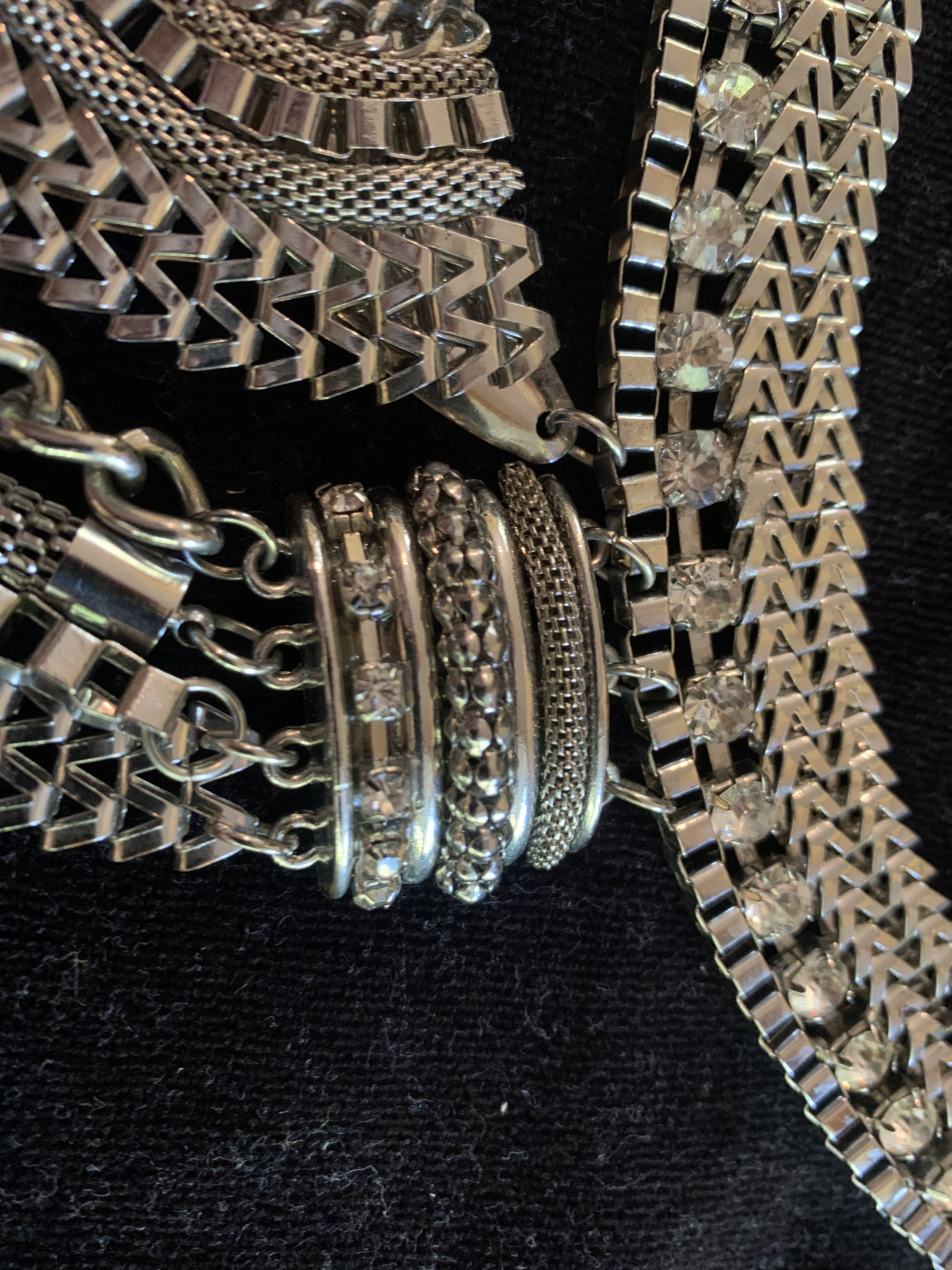 Other Happiness Boutique Discontinued Statement Necklace Size ONE SIZE - 3 Thumbnail
